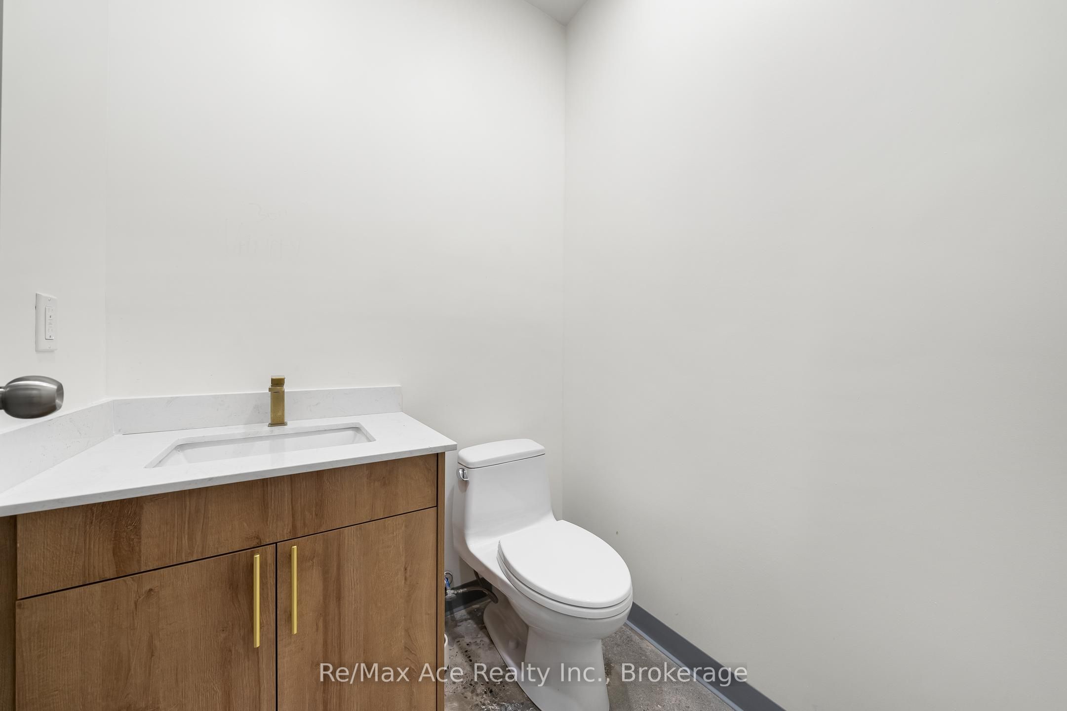 #823 - 210 Silver Star Boulevard Property Photo 9