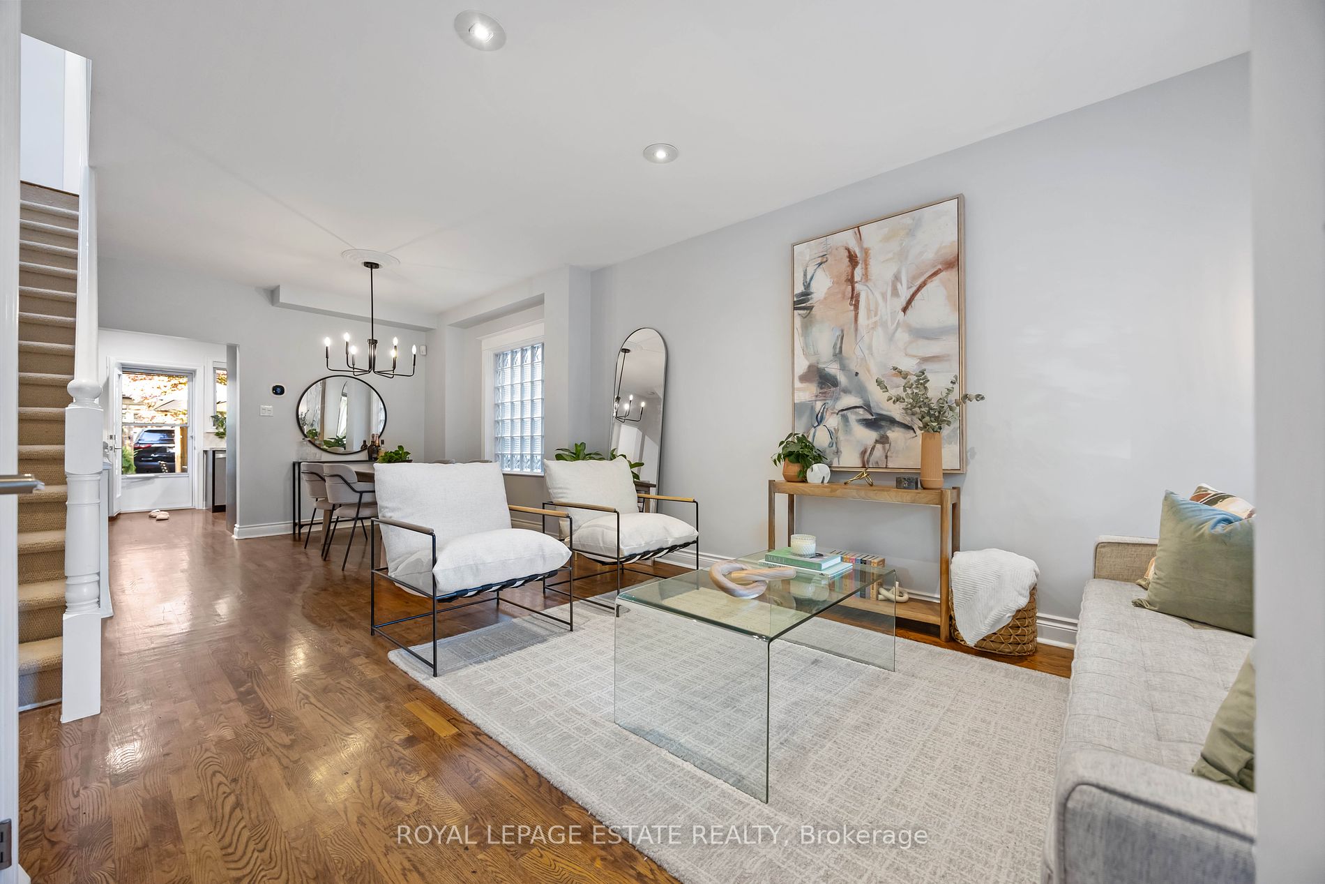 242 Bain Ave Property Photo