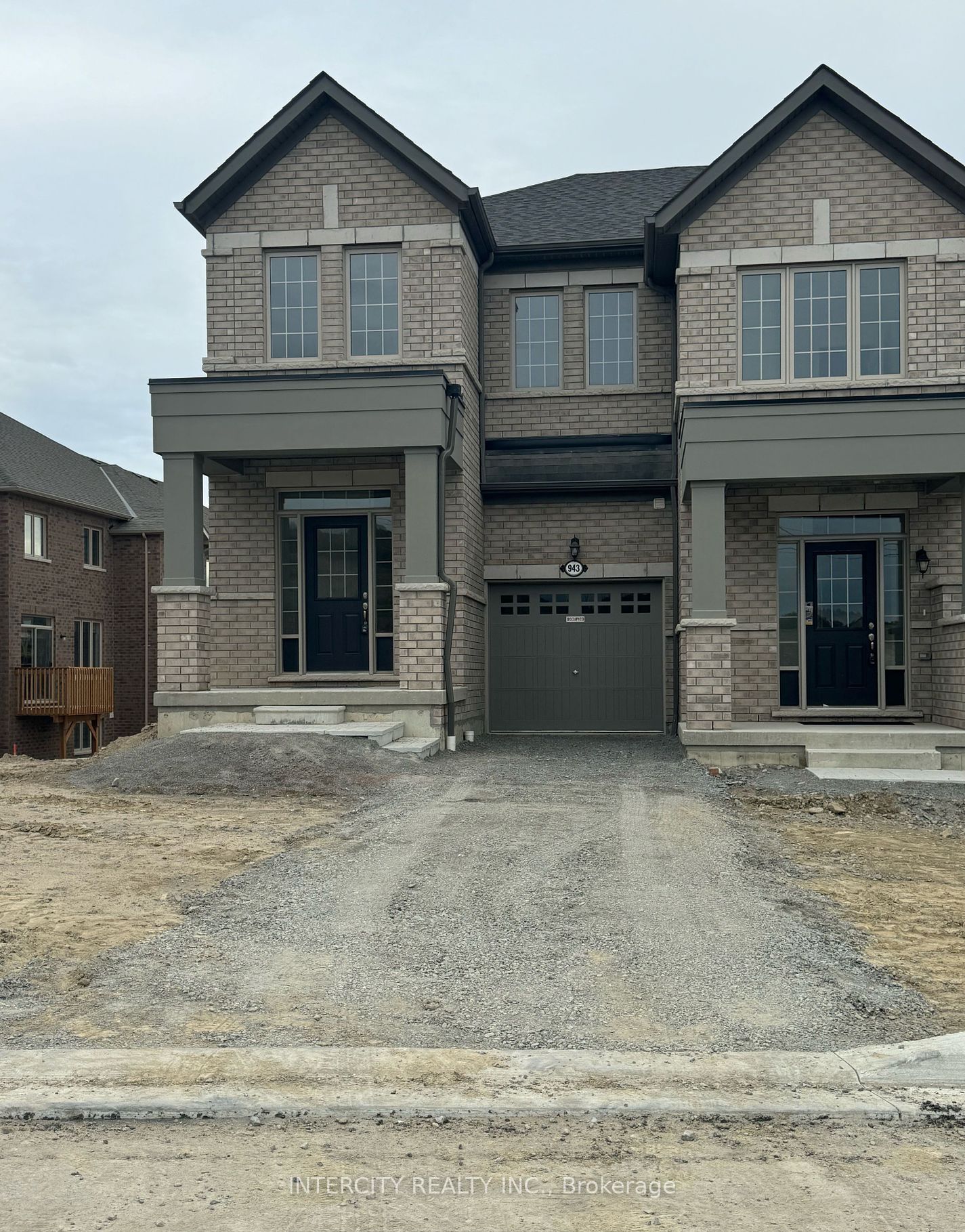 943 Elizabeth Mackenzie Dr N Property Photo