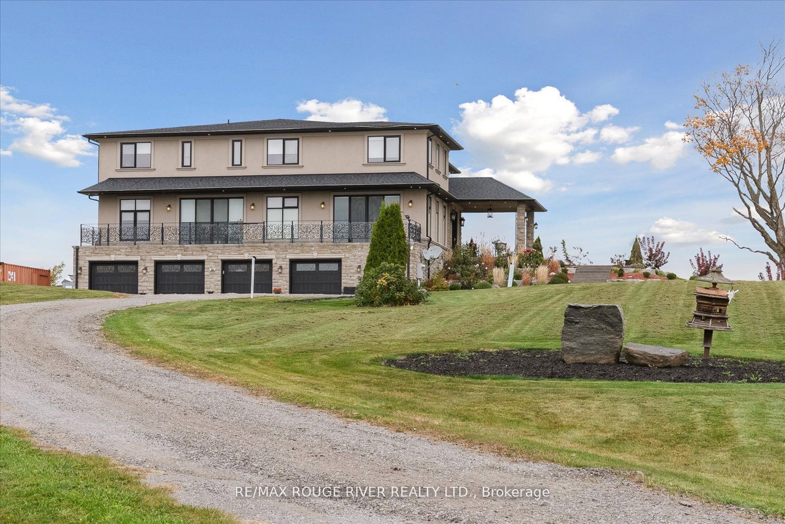 5785 Halls Rd N Property Photo