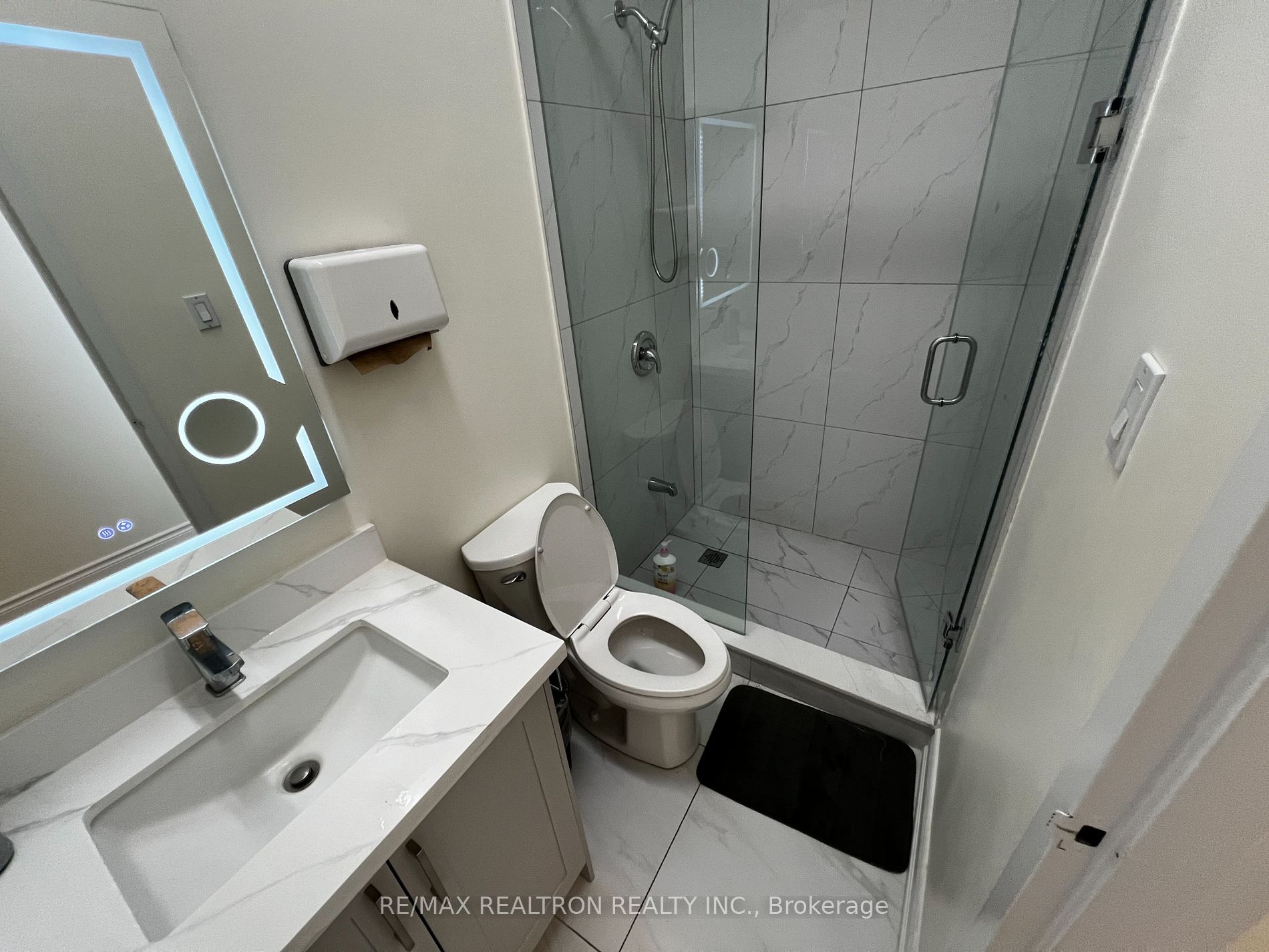 209 Ellesmere Rd Property Photo 11