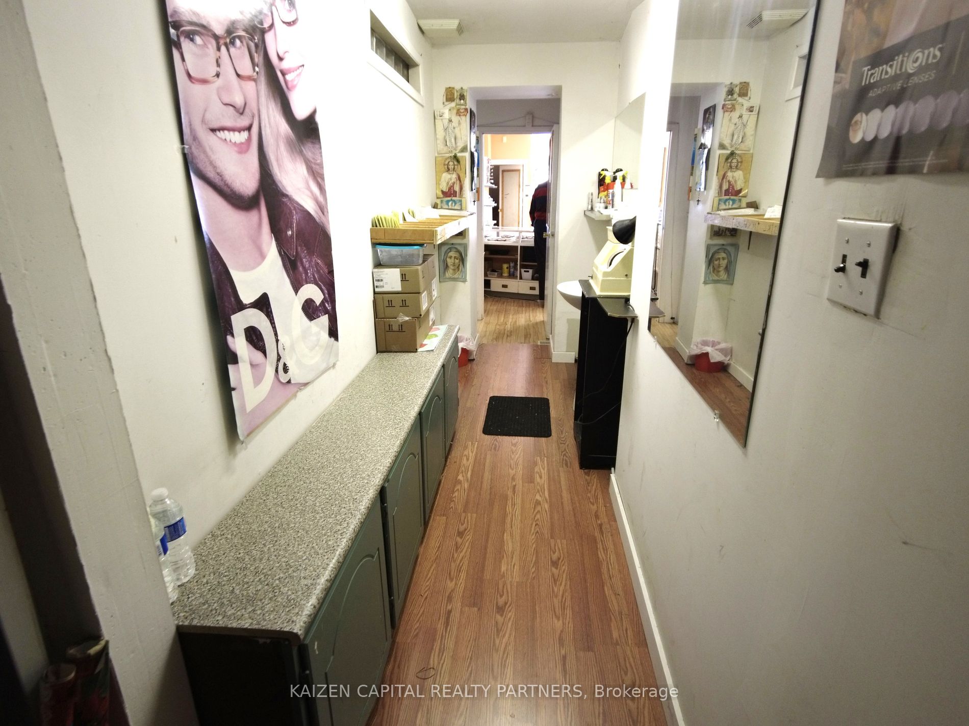2666 Danforth Ave Property Photo 2