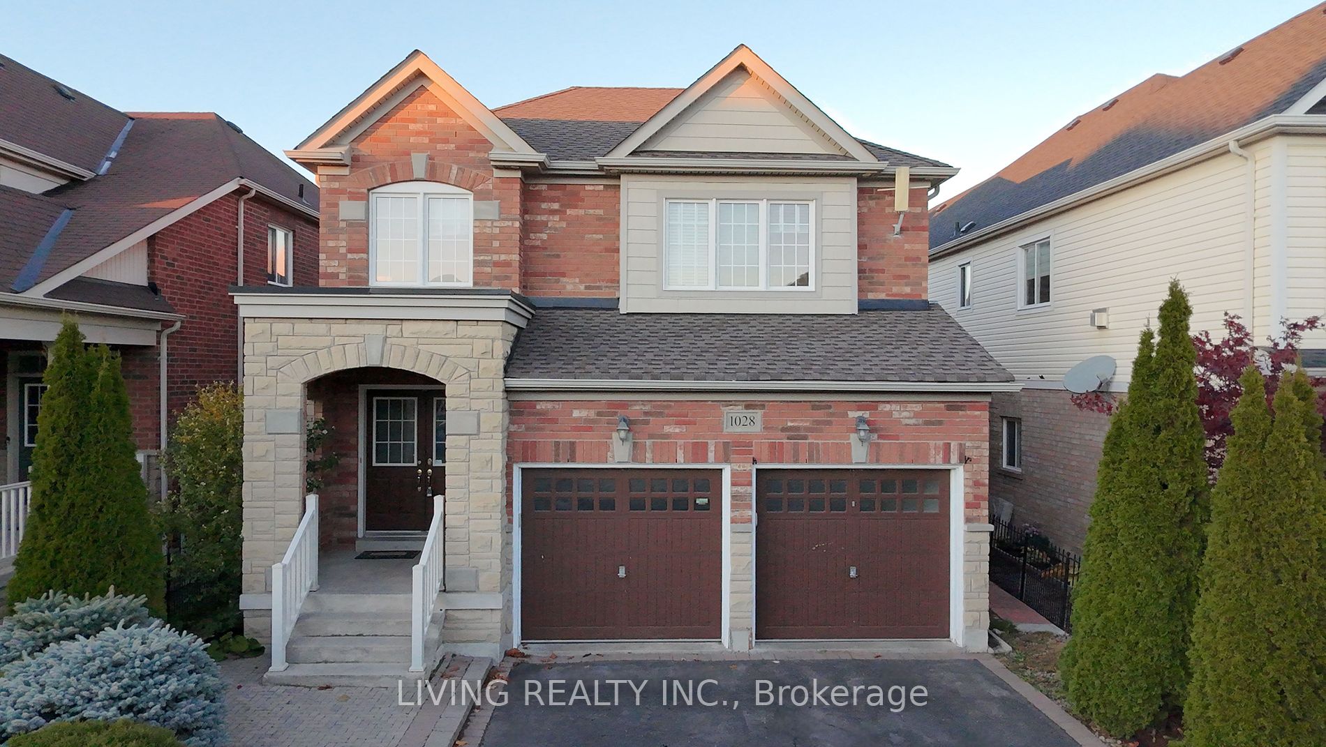 1028 Schooling Dr Property Photo
