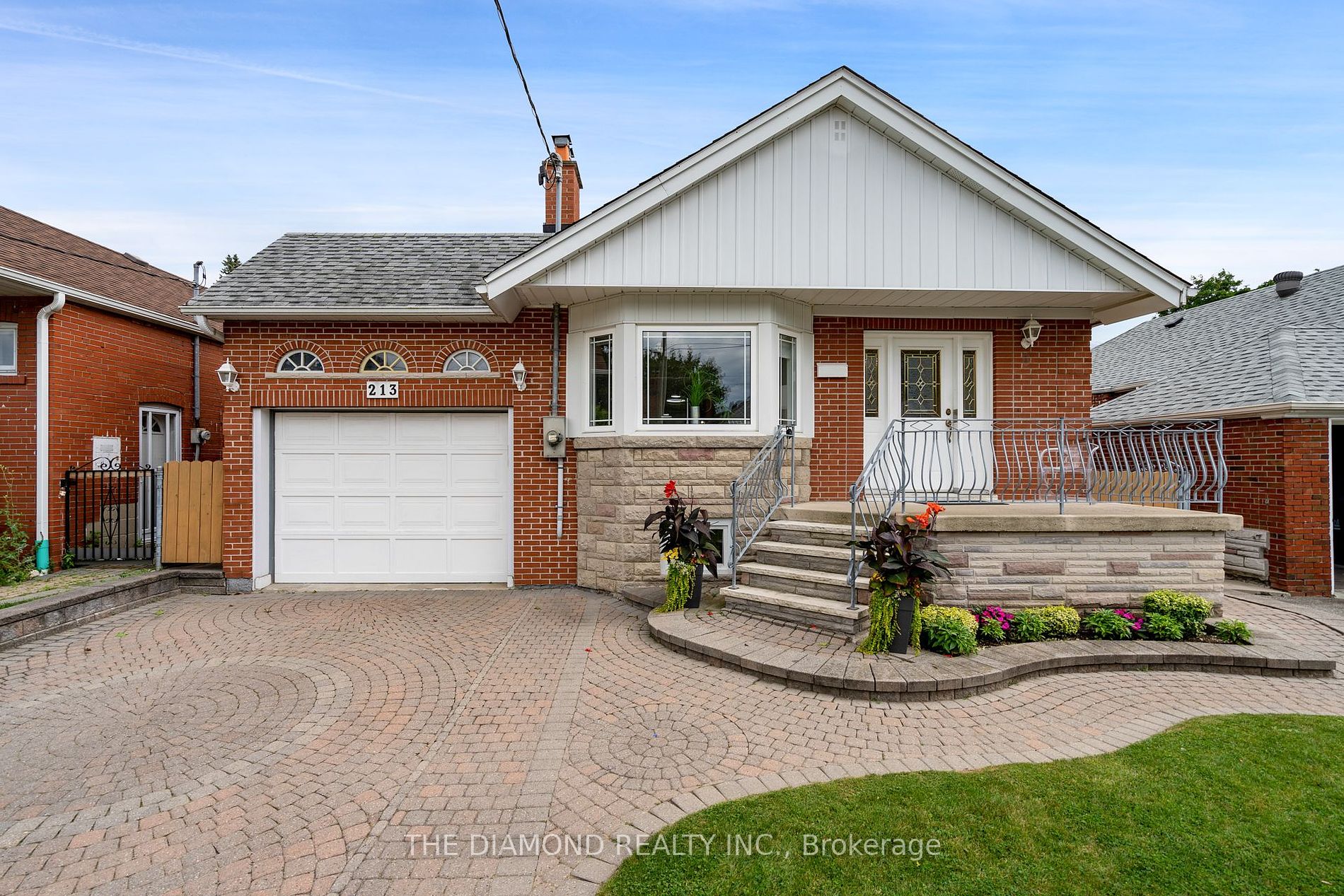 213 Glenwood Cres Property Photo