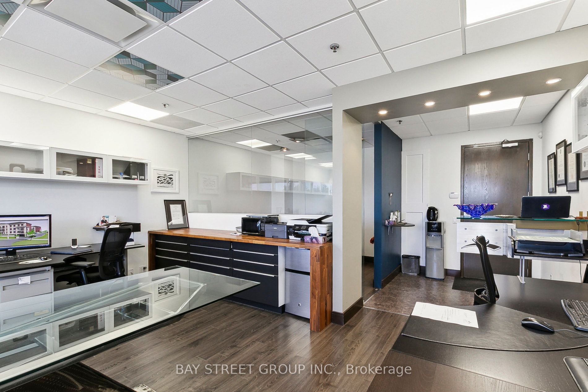 #206 - 80 Corporate Drive Property Photo 17
