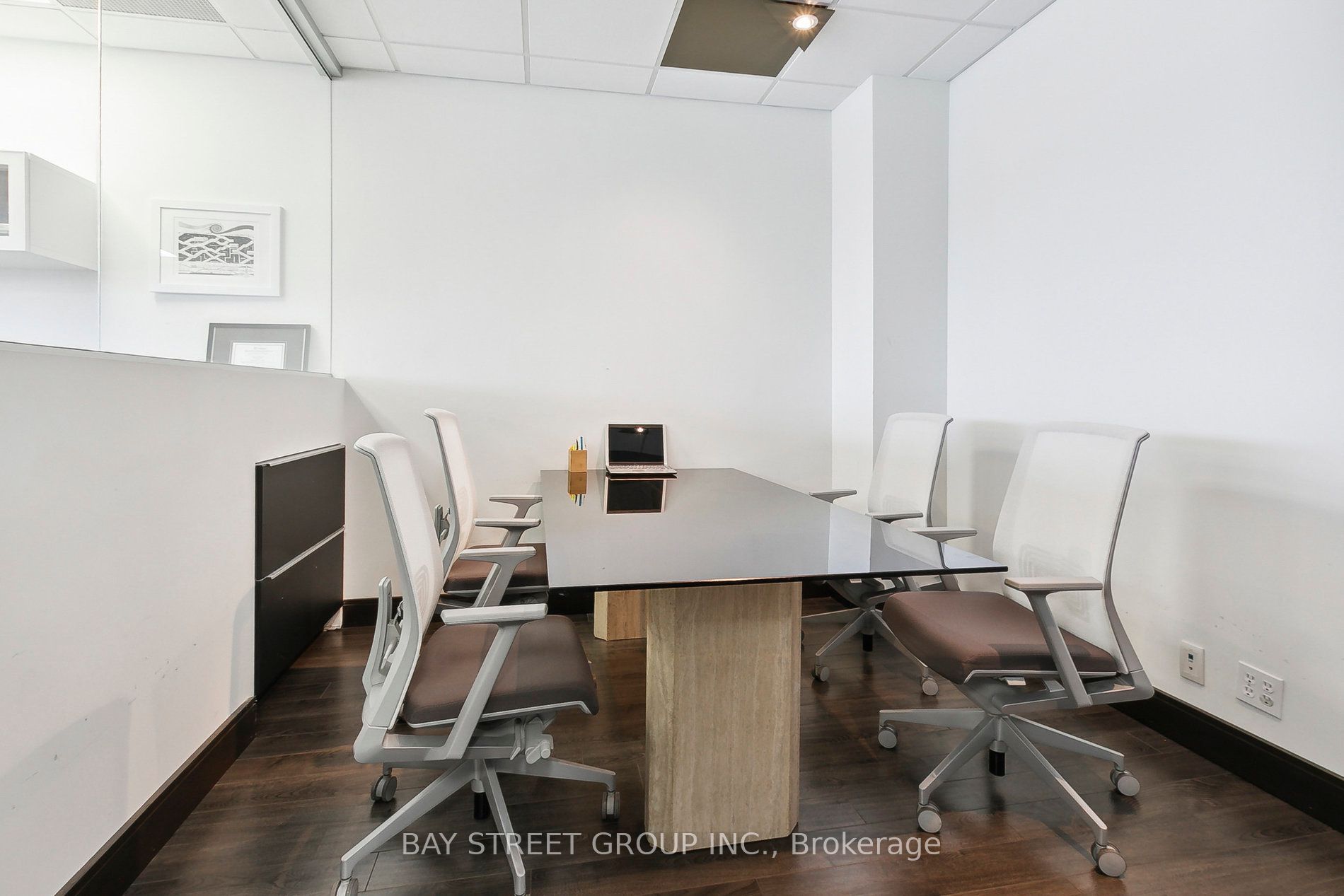 #206 - 80 Corporate Drive Property Photo 23