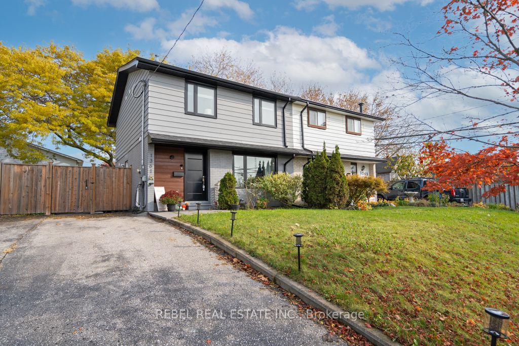 1361 Lakefield St Property Photo