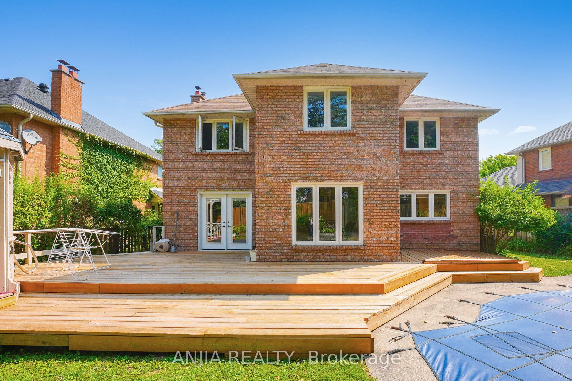 28 Holbrook Court Property Photo 34