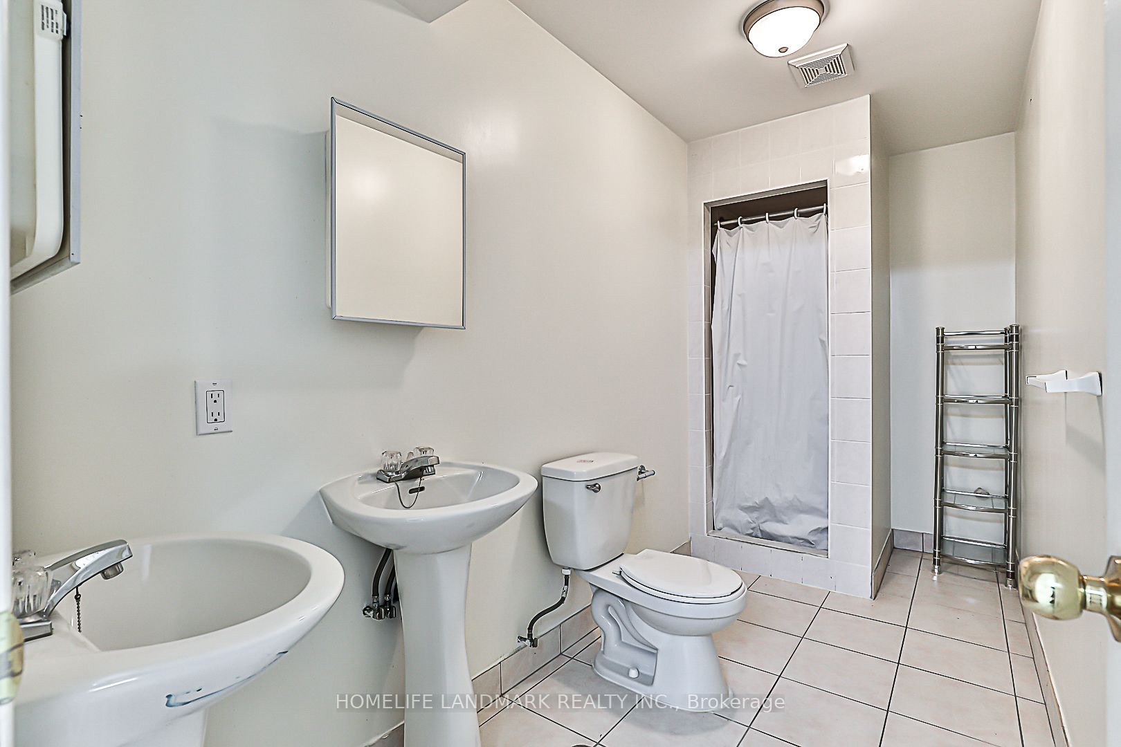 40 Kingmount Crescent Property Photo 35