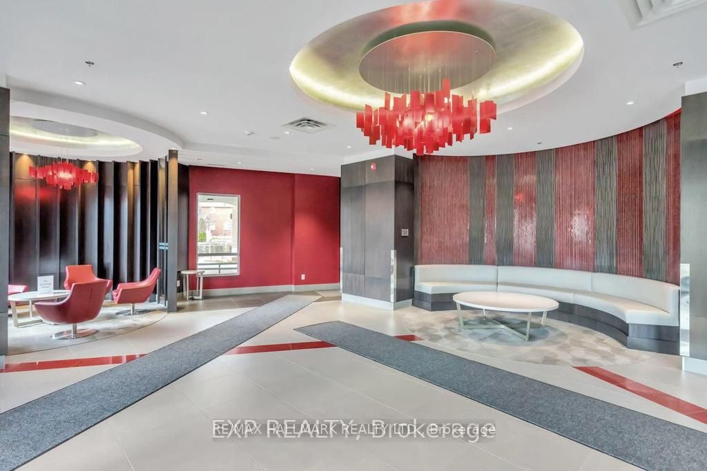#606 - 540 Bur Oak Avenue Property Photo 11