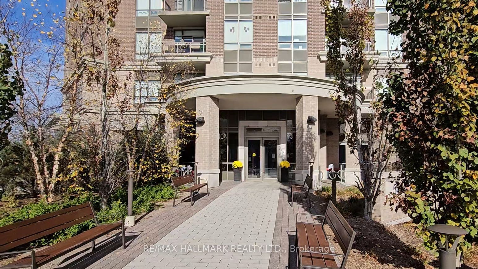 #606 - 540 Bur Oak Avenue Property Photo 12