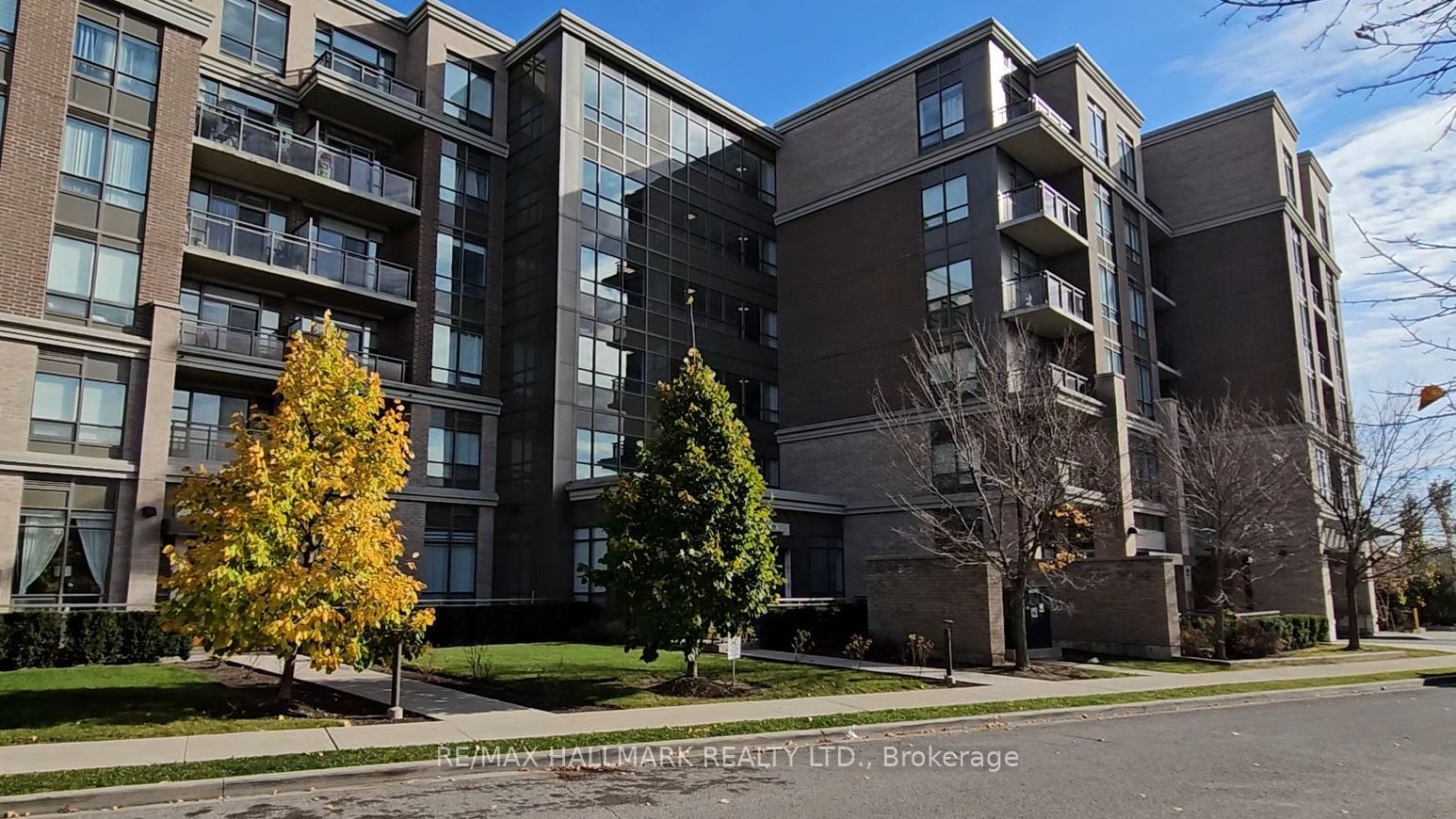#606 - 540 Bur Oak Avenue Property Photo 19