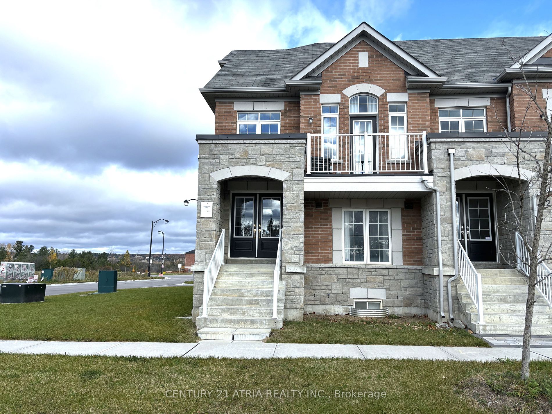 74 Mcalister Ave Property Photo