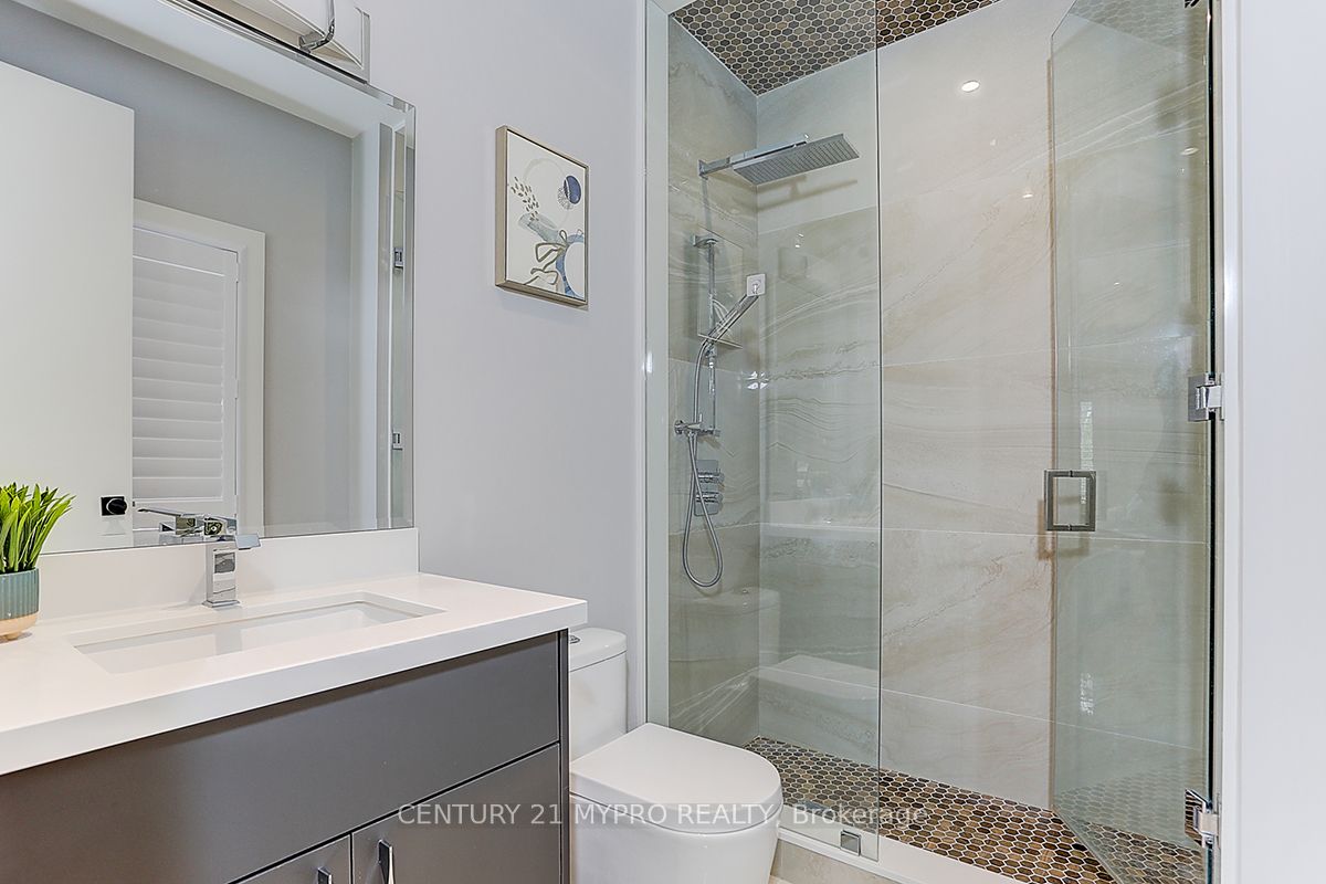 49 Walmer Road Property Photo 28