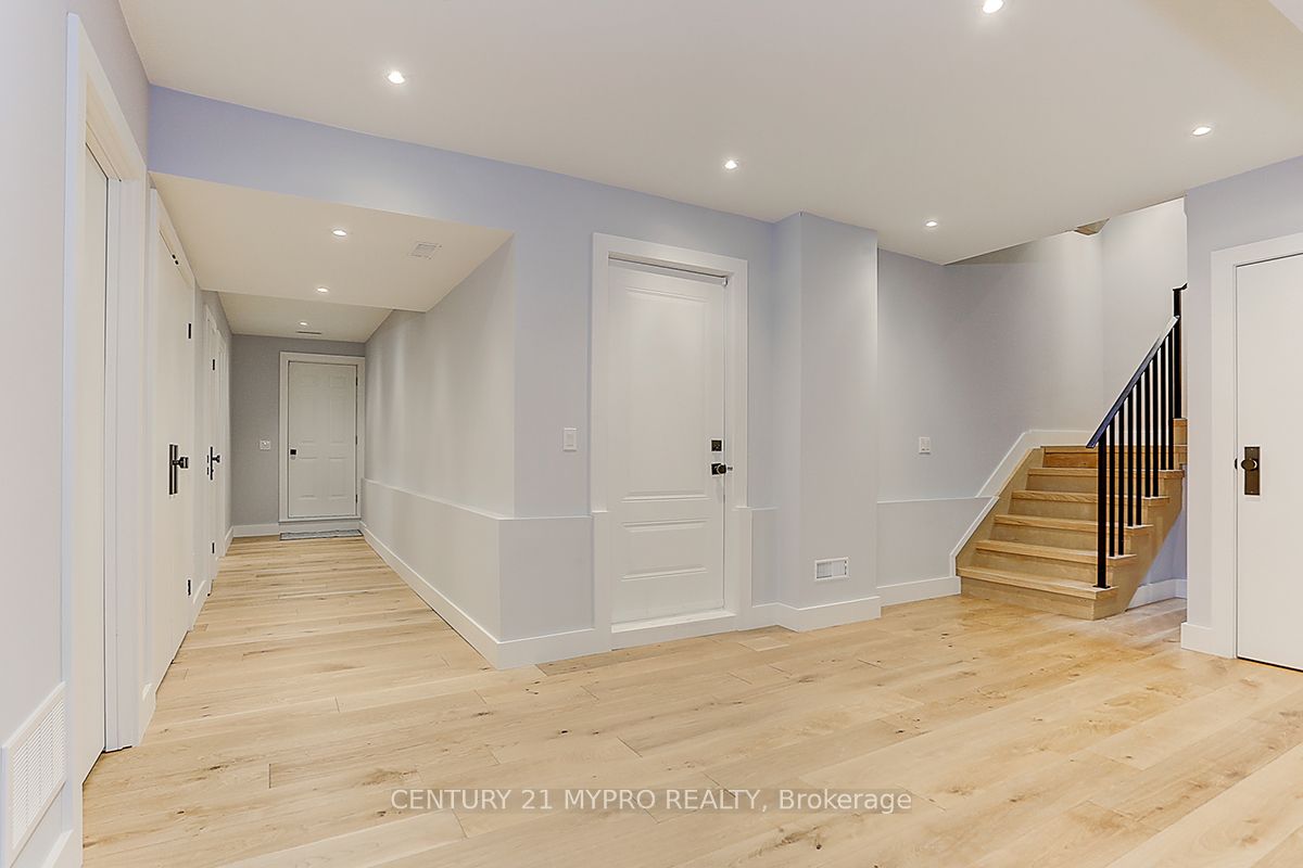 49 Walmer Road Property Photo 35