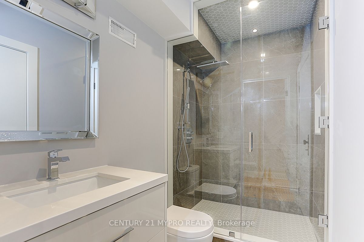 49 Walmer Road Property Photo 38