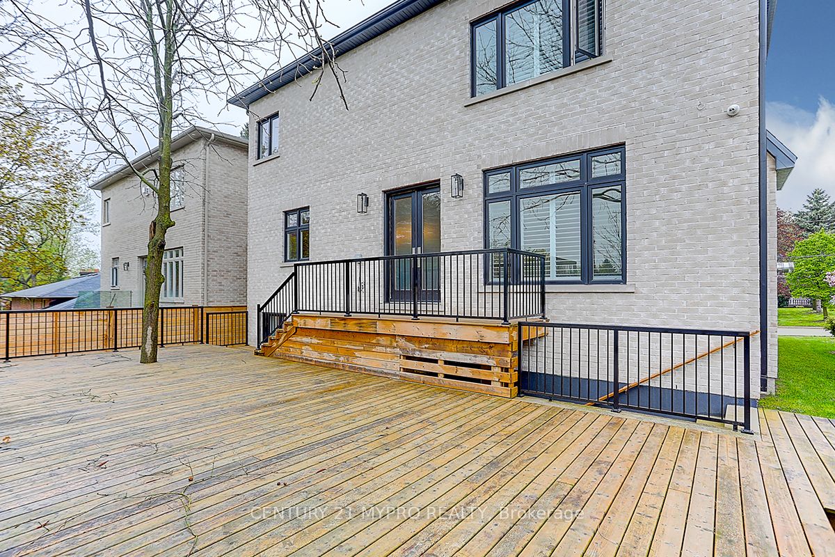 49 Walmer Road Property Photo 39