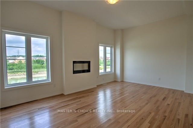 122 Vantage Loop Avenue Property Photo 8