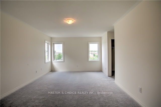 122 Vantage Loop Avenue Property Photo 19