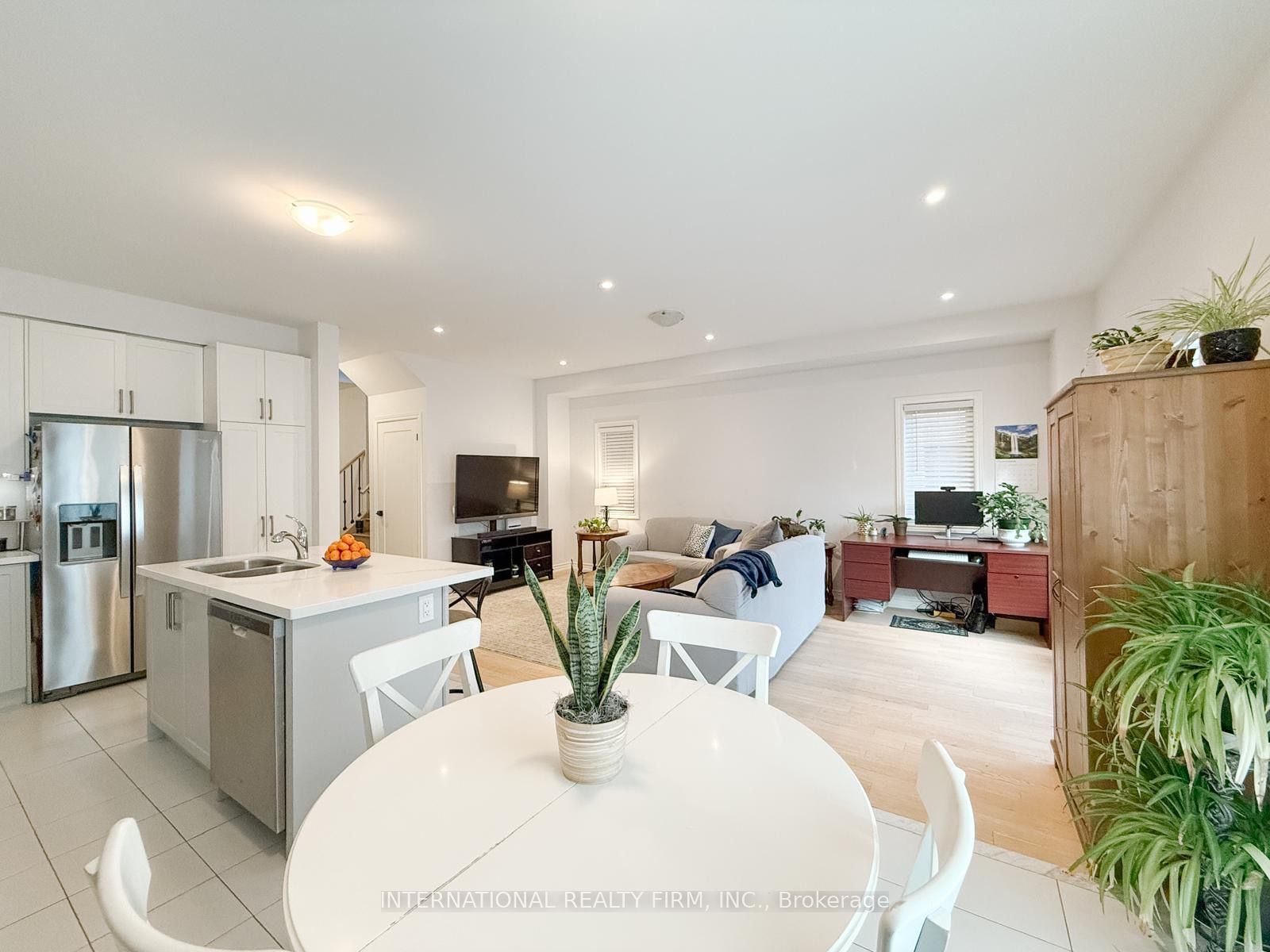 12 Gord Matthews Way Property Photo 18
