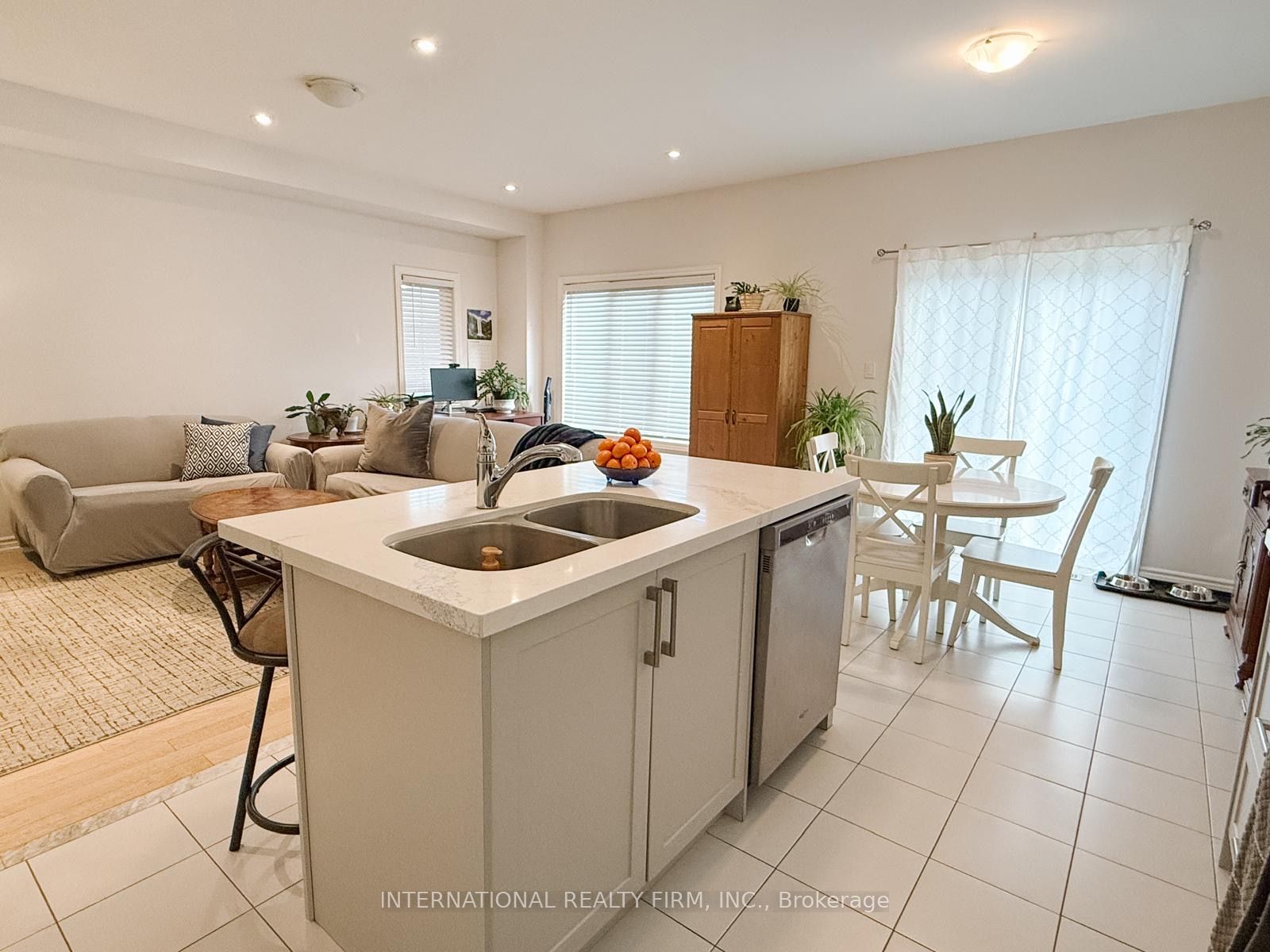 12 Gord Matthews Way Property Photo 19