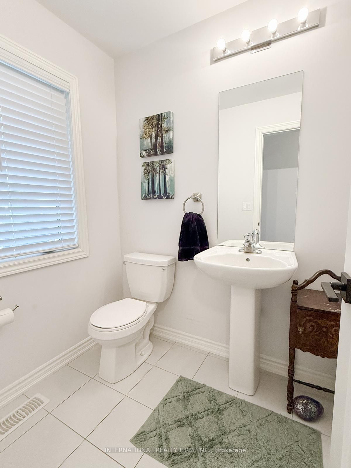 12 Gord Matthews Way Property Photo 24