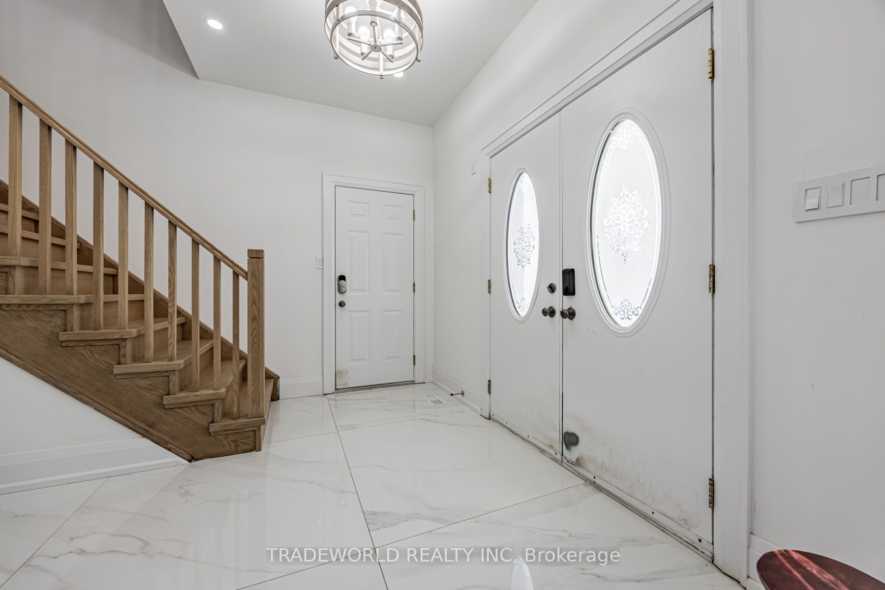 8805 Highway 9 Property Photo 4