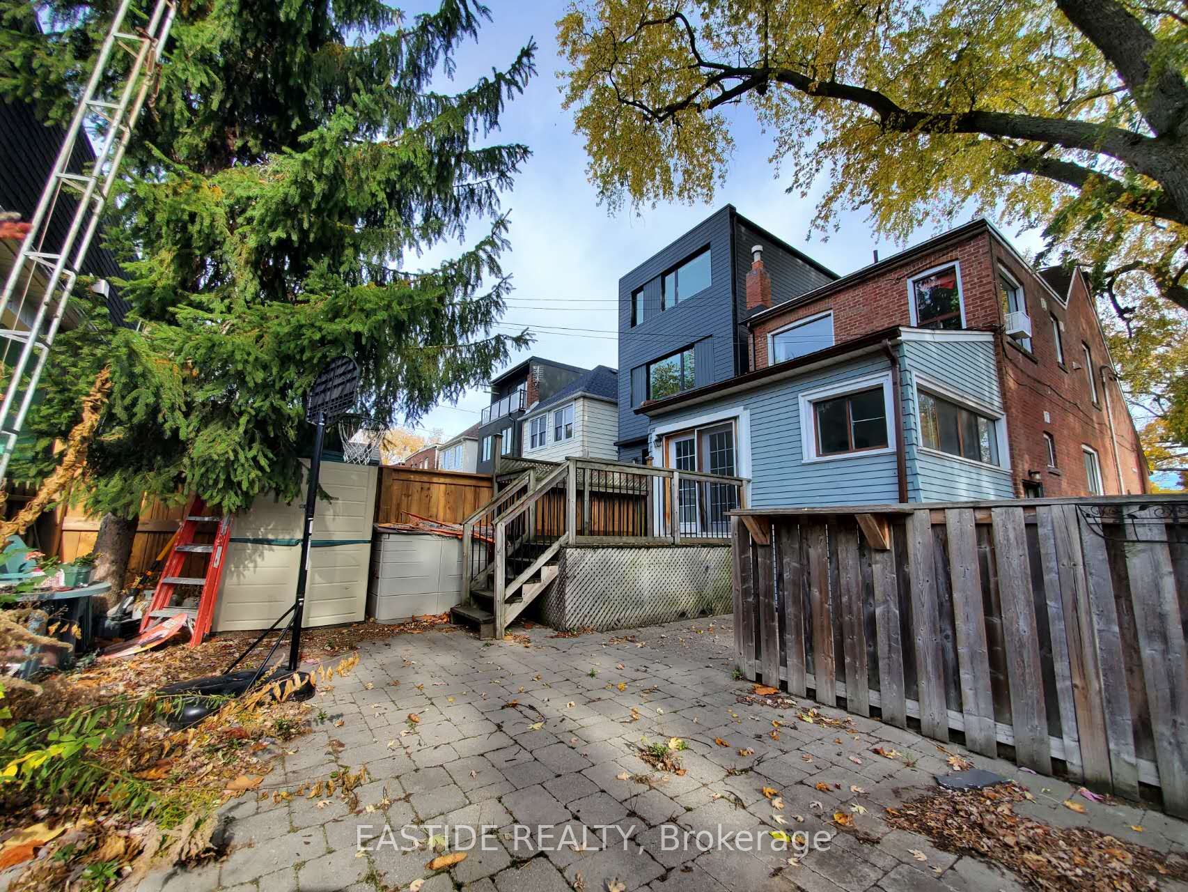 #main - 212 Monarch Park Avenue Property Photo 1