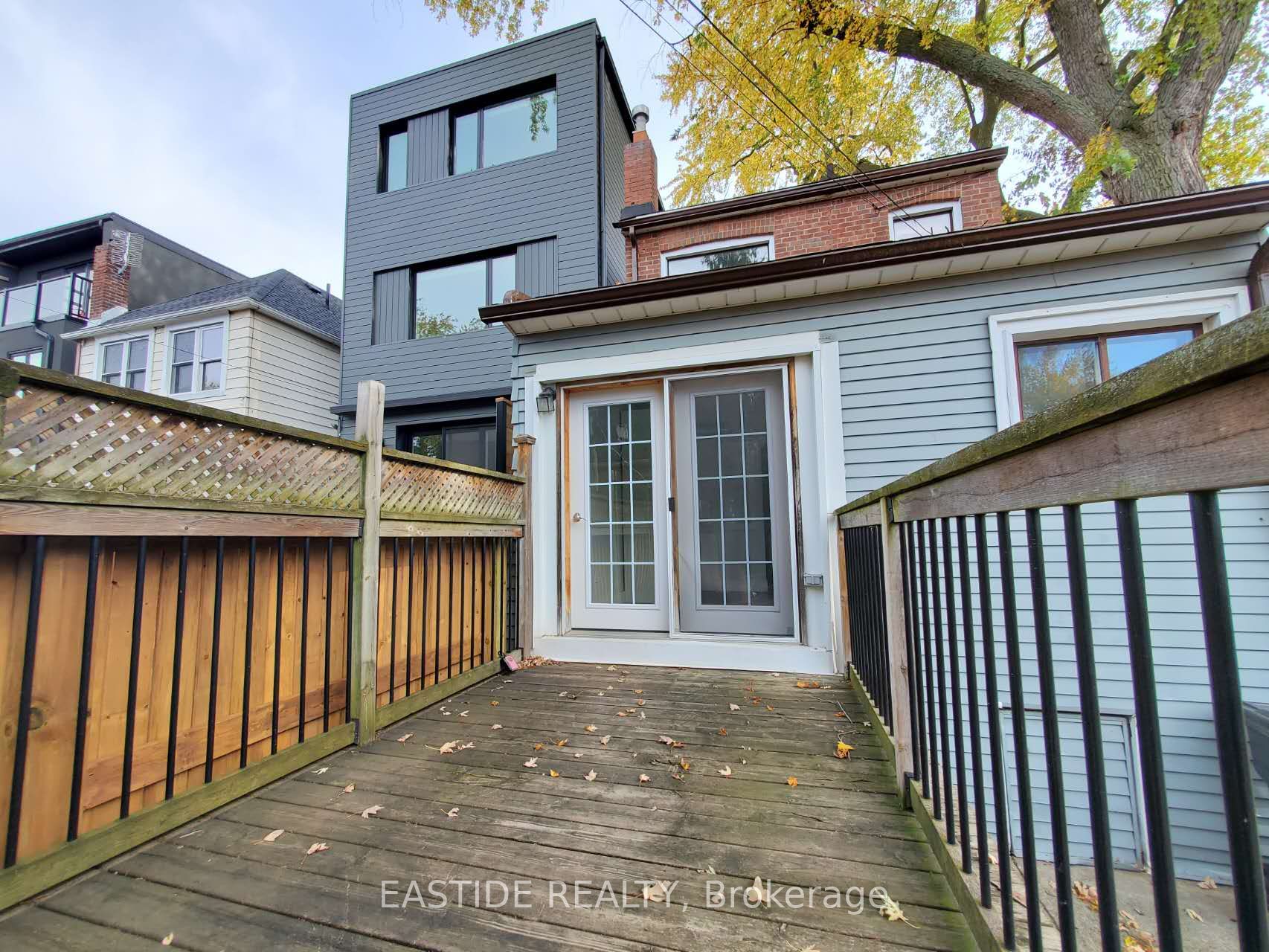 #main - 212 Monarch Park Avenue Property Photo 3