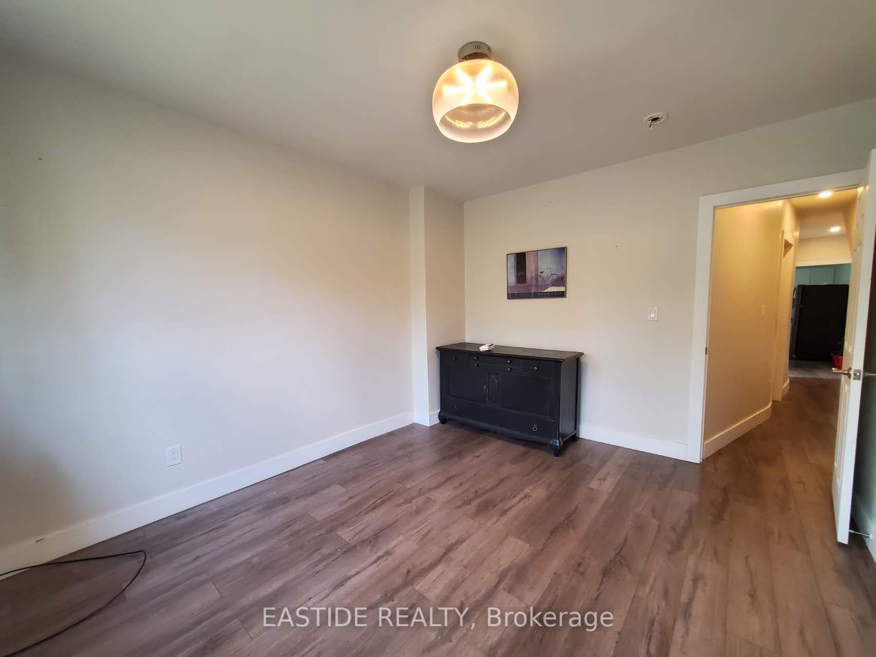 #main - 212 Monarch Park Avenue Property Photo 9