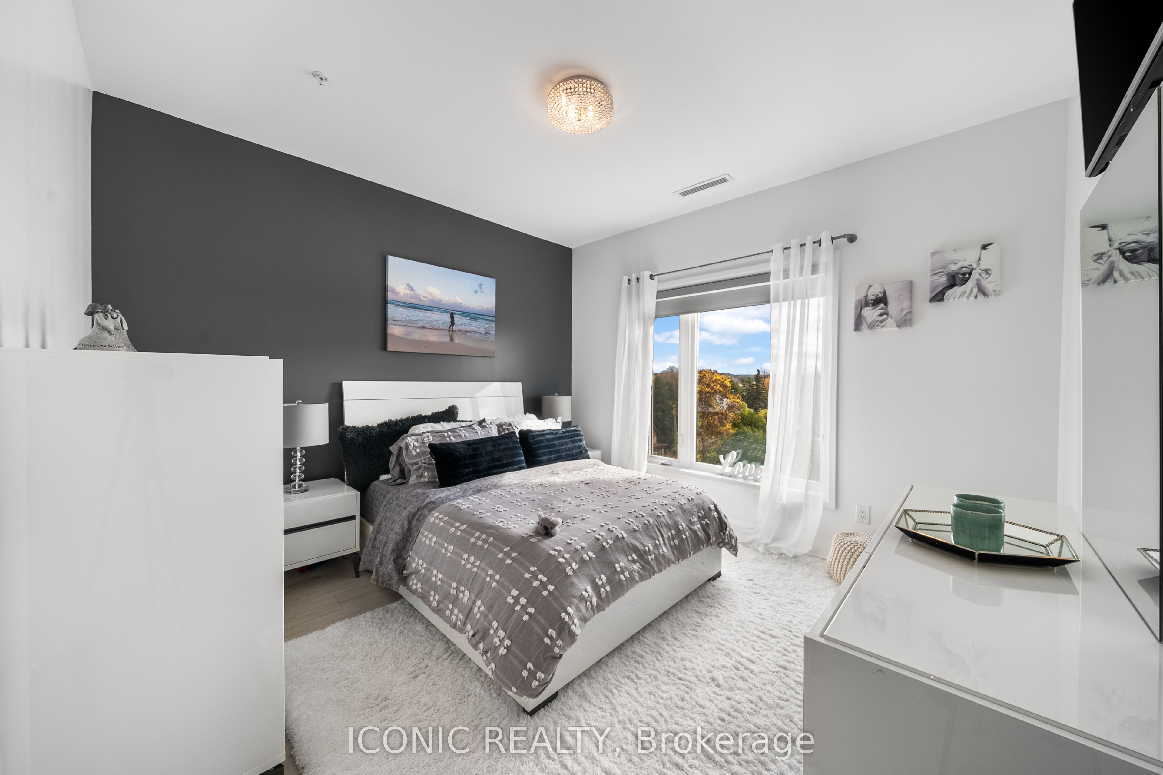 #606 - 64 Queen Street Property Photo 13