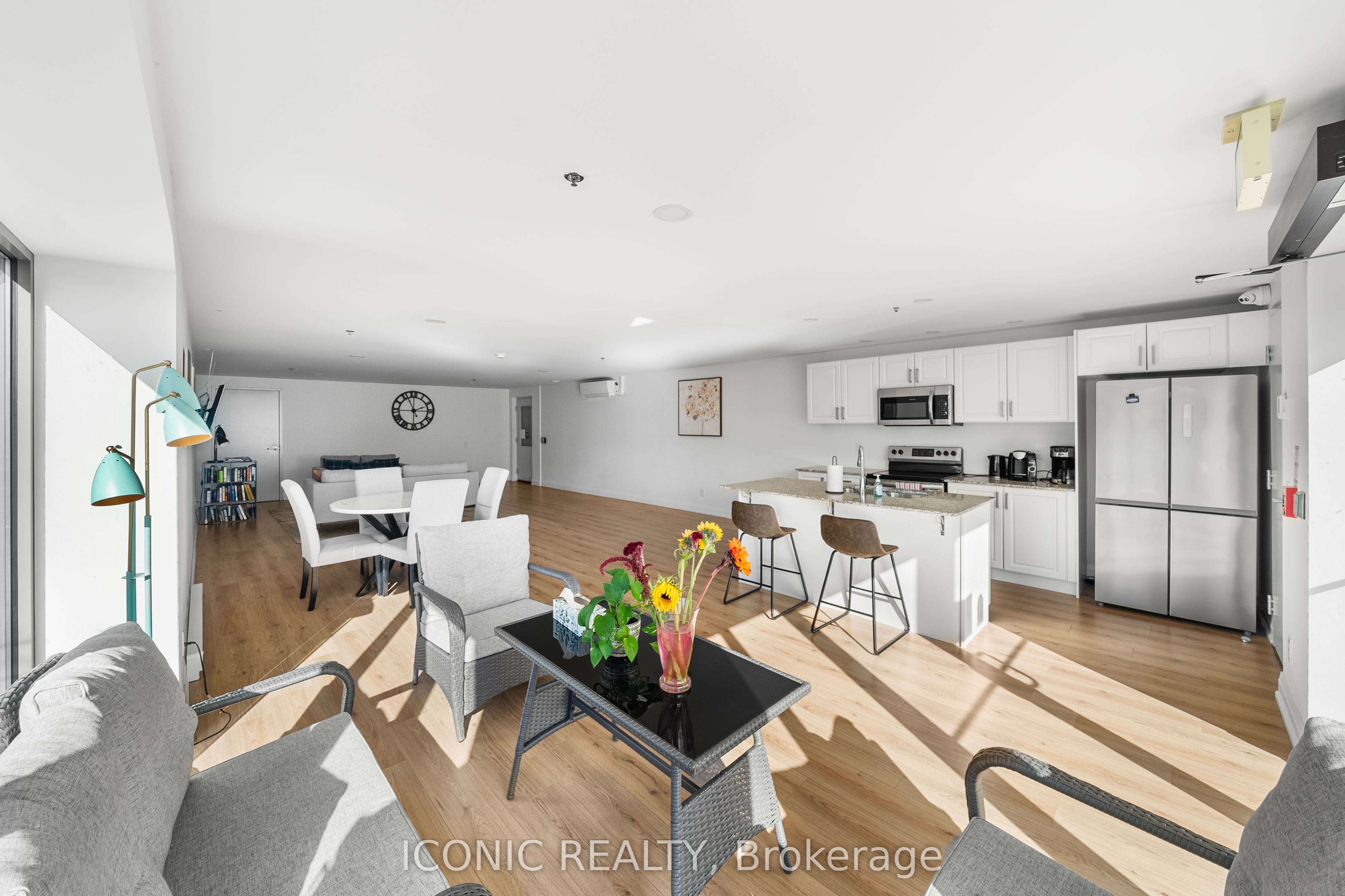 #606 - 64 Queen Street Property Photo 20