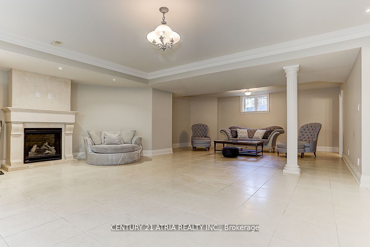 33 Winterport Court Property Photo 31