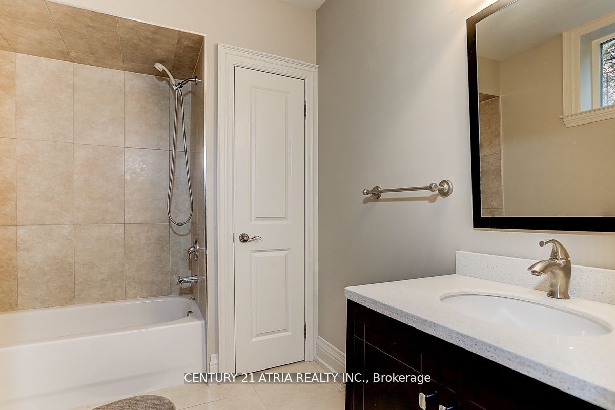 33 Winterport Court Property Photo 34