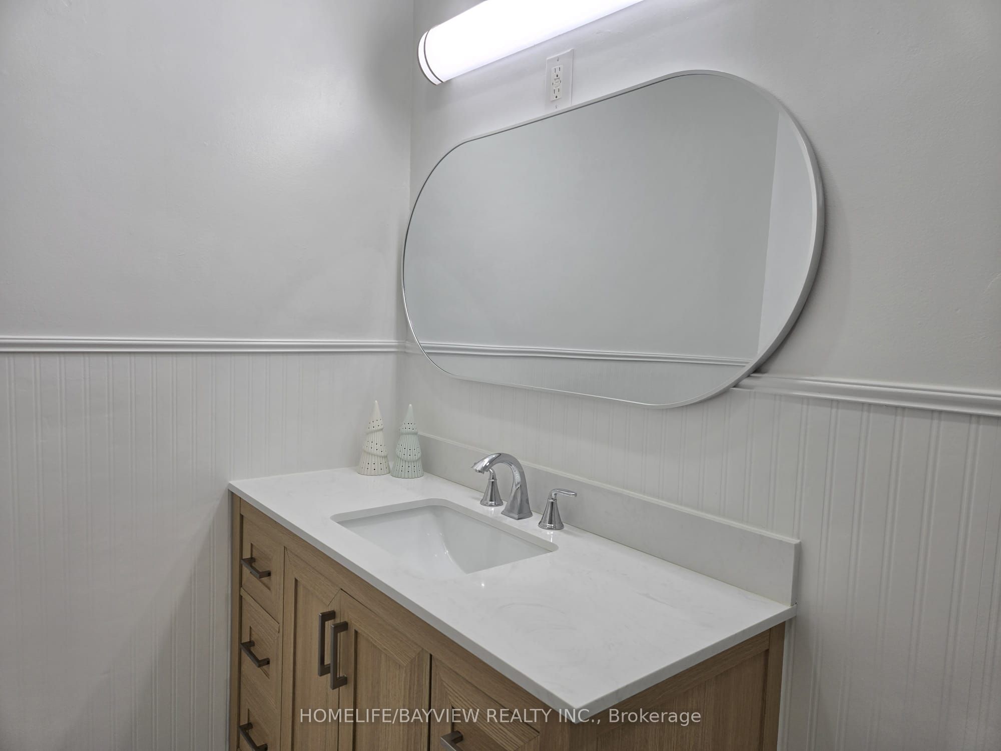 #main - 198 Septonne Avenue Property Photo 10