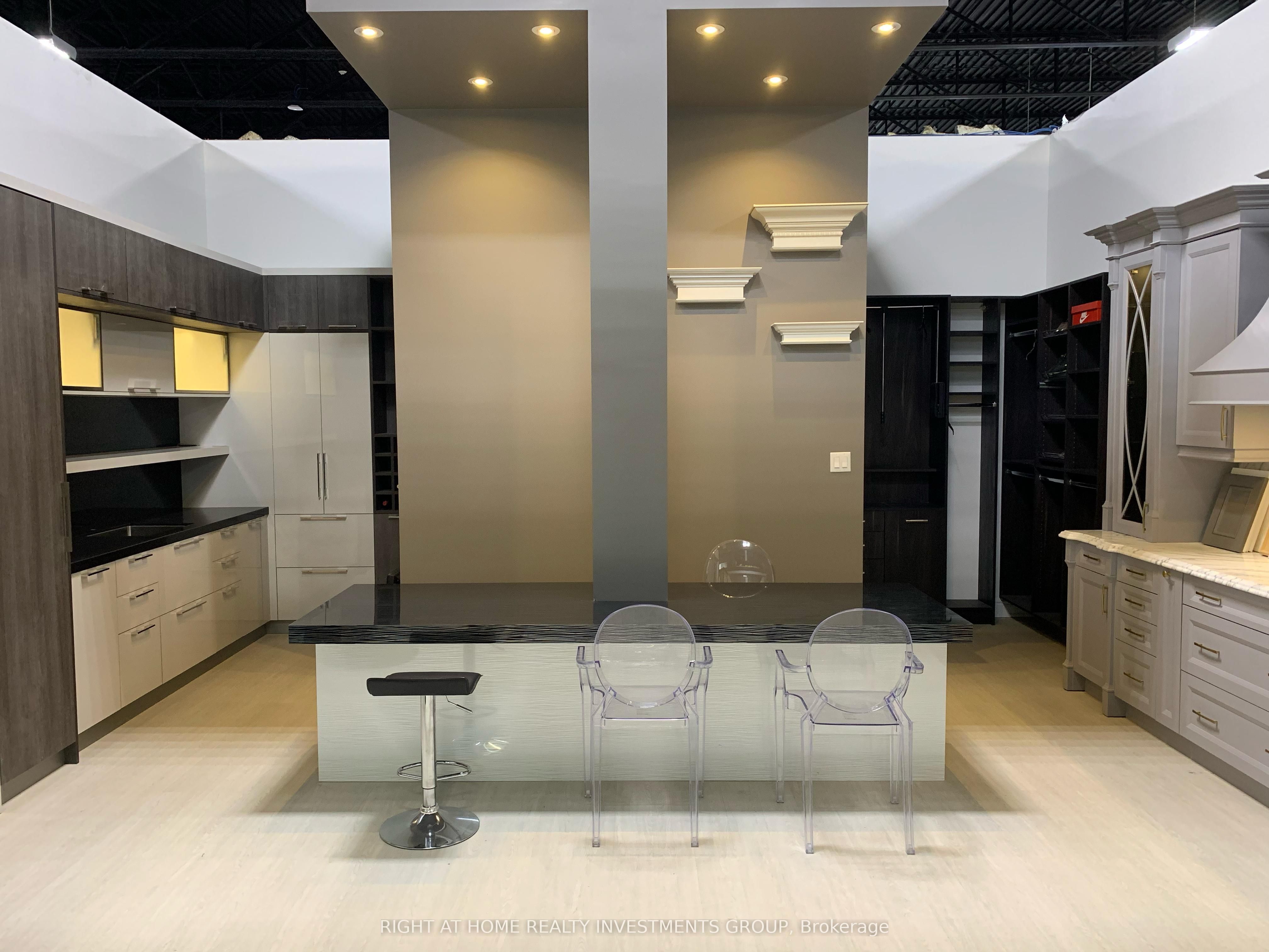 #253 - 7250 Keele Street Property Photo