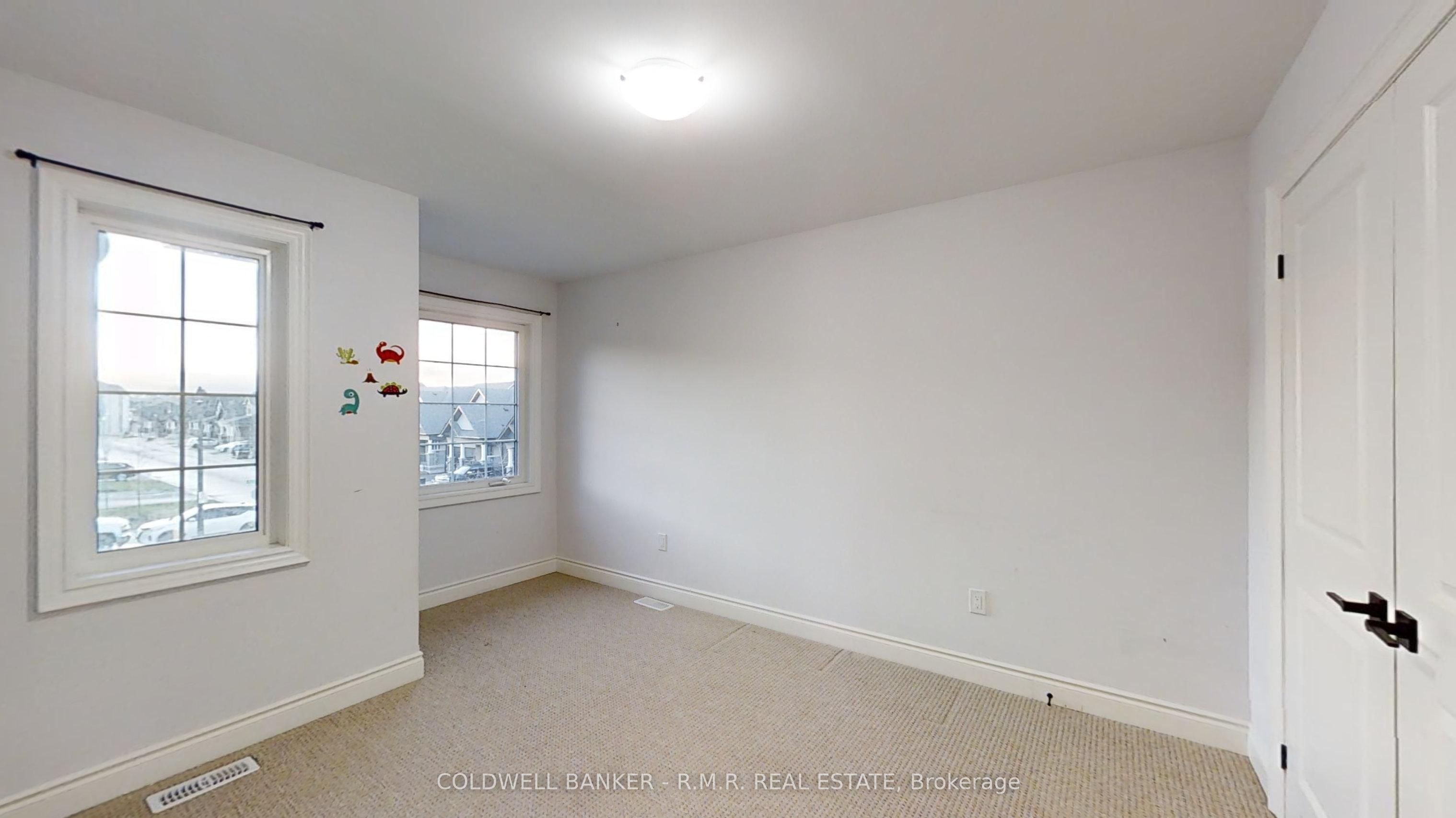 21 Allinson Lane Property Photo 36