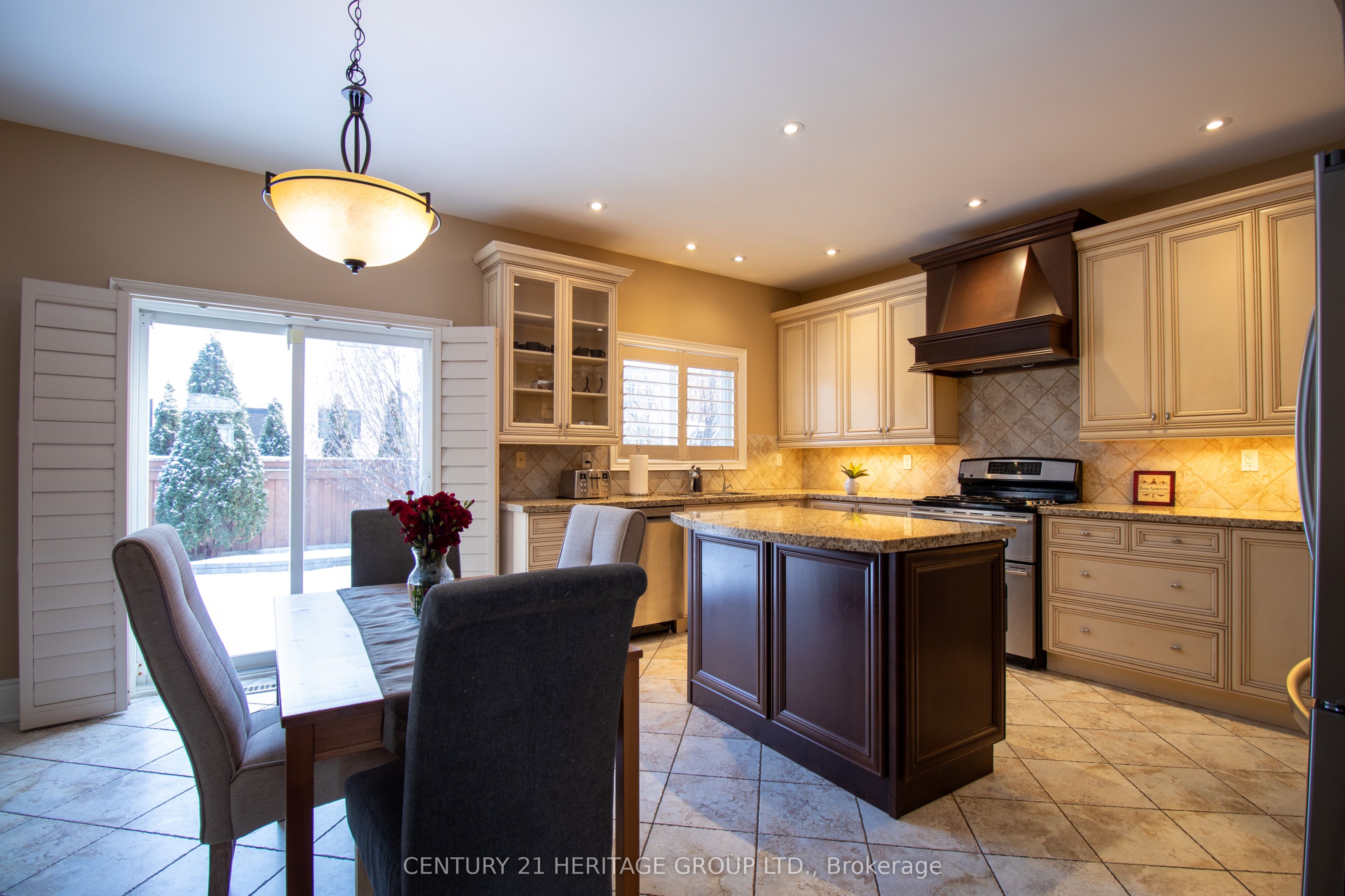 35 Morland Crescent Property Photo 14