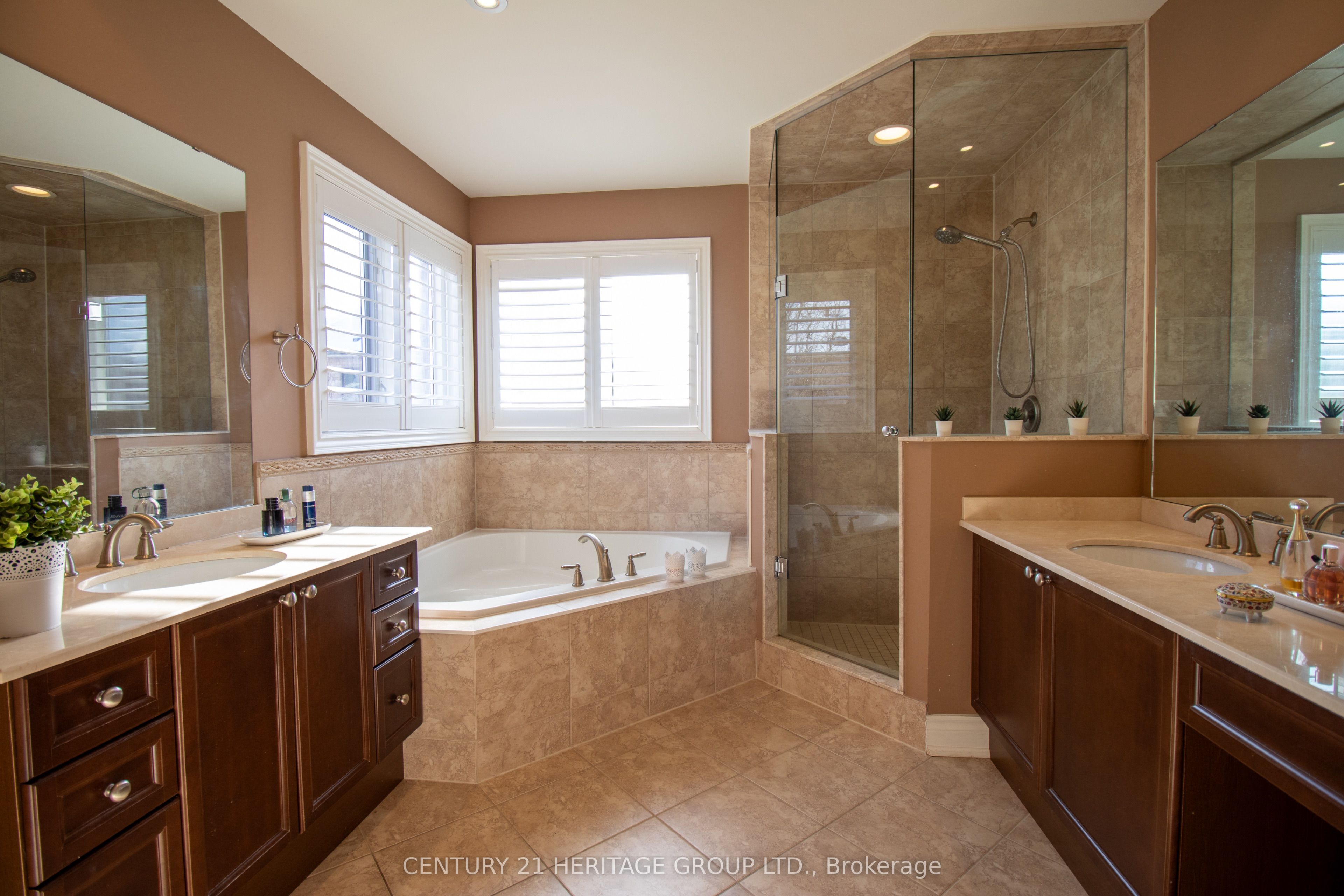 35 Morland Crescent Property Photo 28