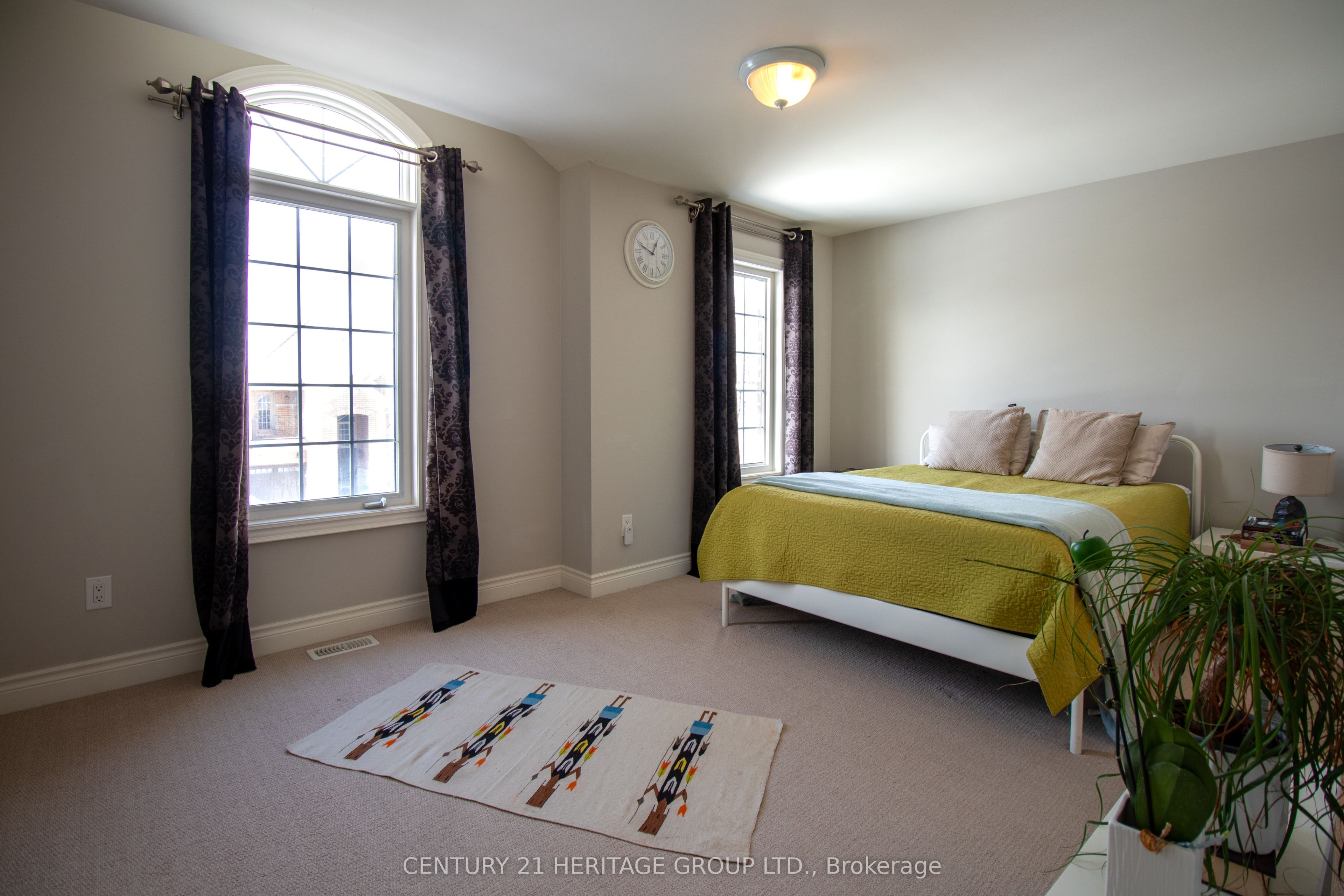 35 Morland Crescent Property Photo 30