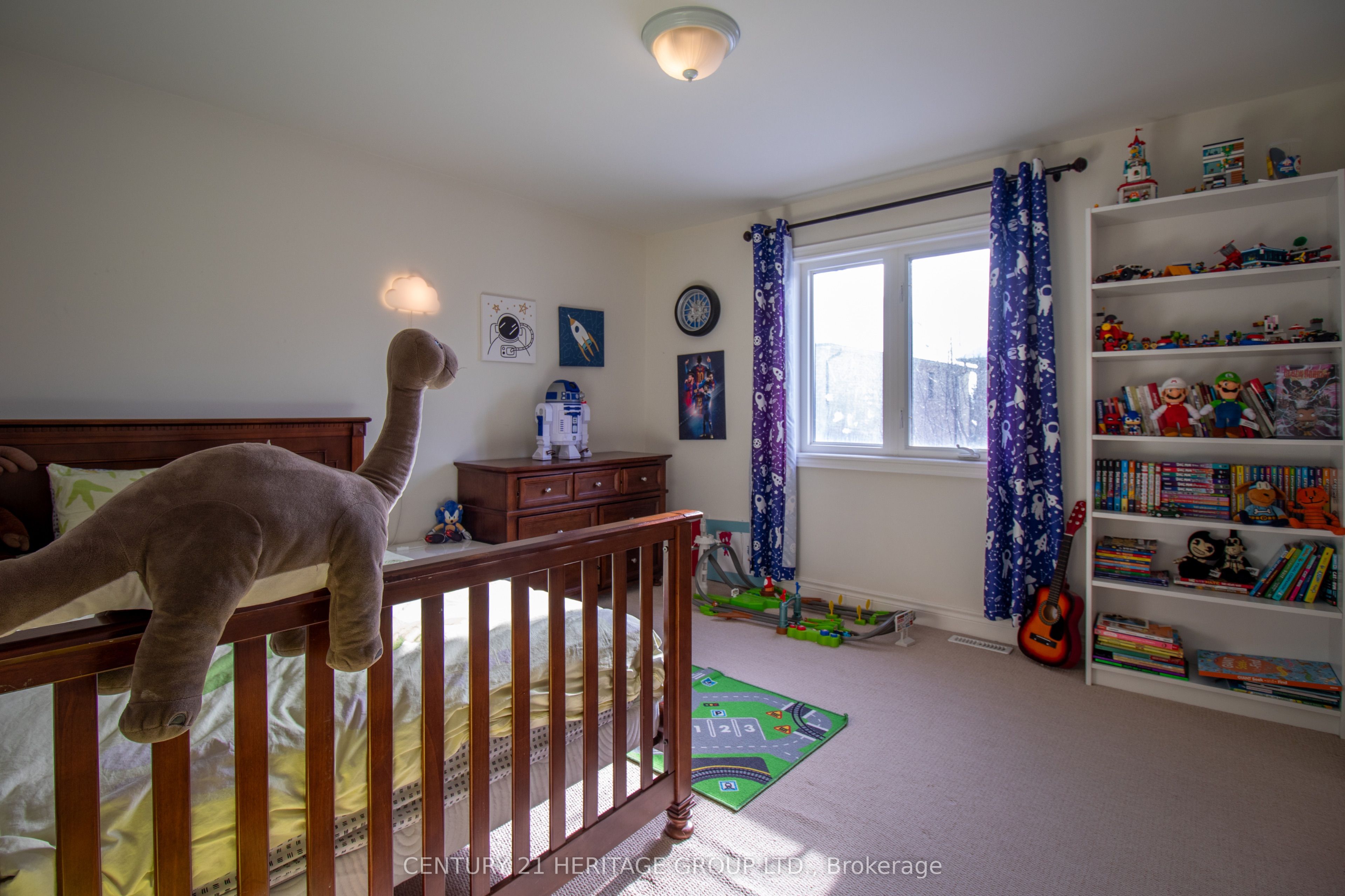 35 Morland Crescent Property Photo 32