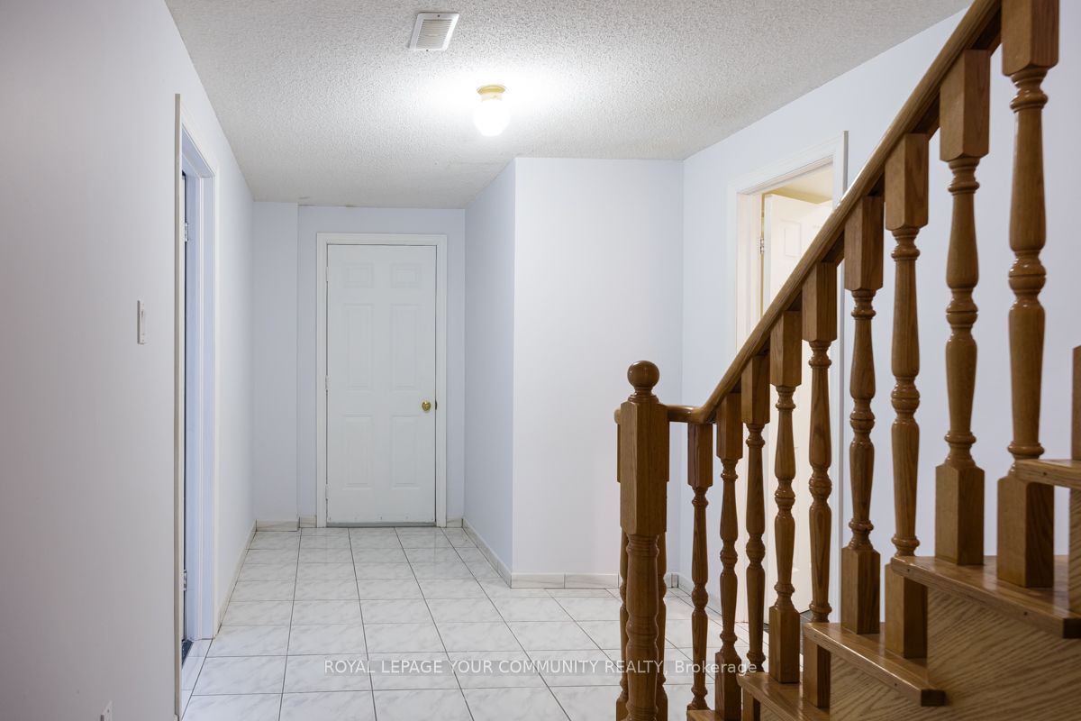 3 Creekview Avenue Property Photo 28