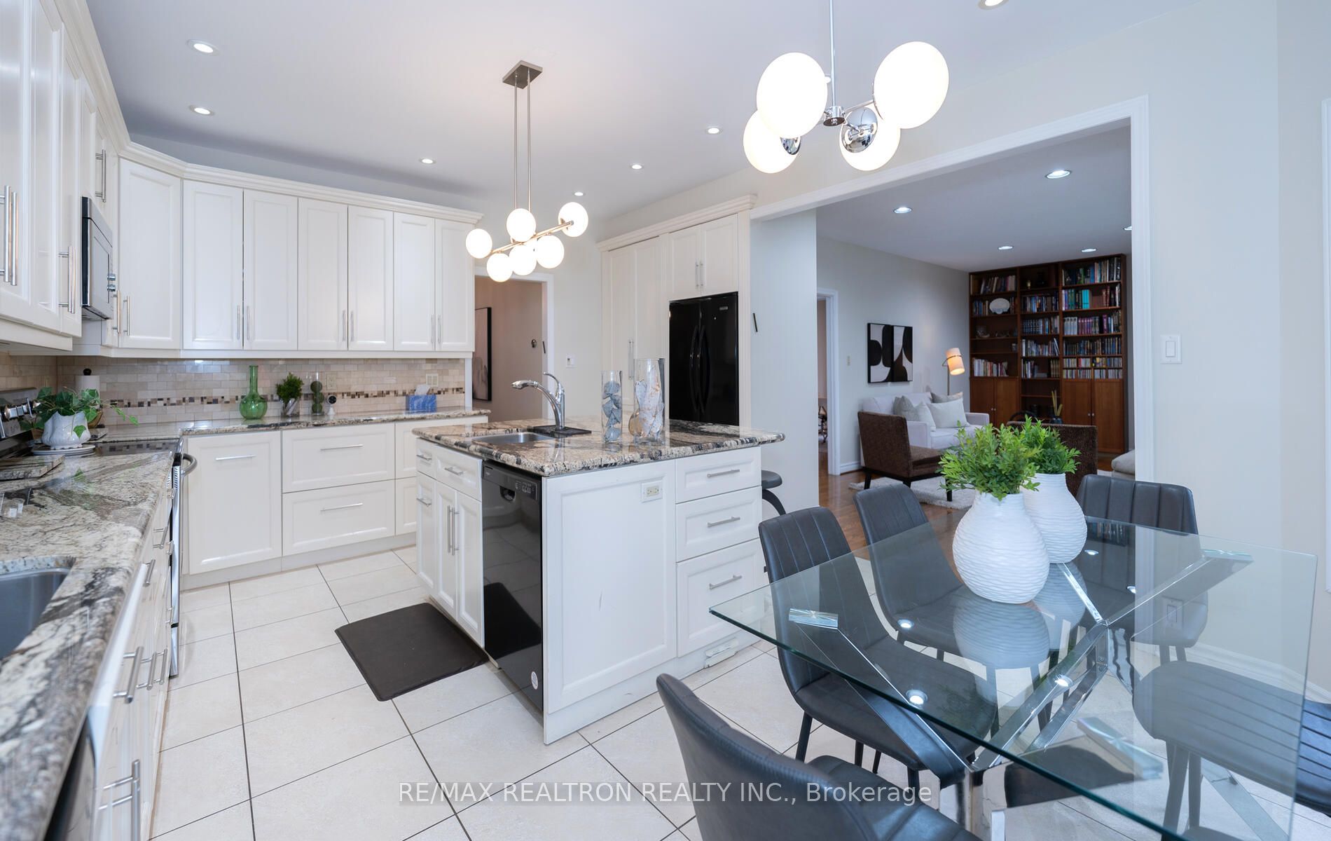 136 Markwood Lane Property Photo 11