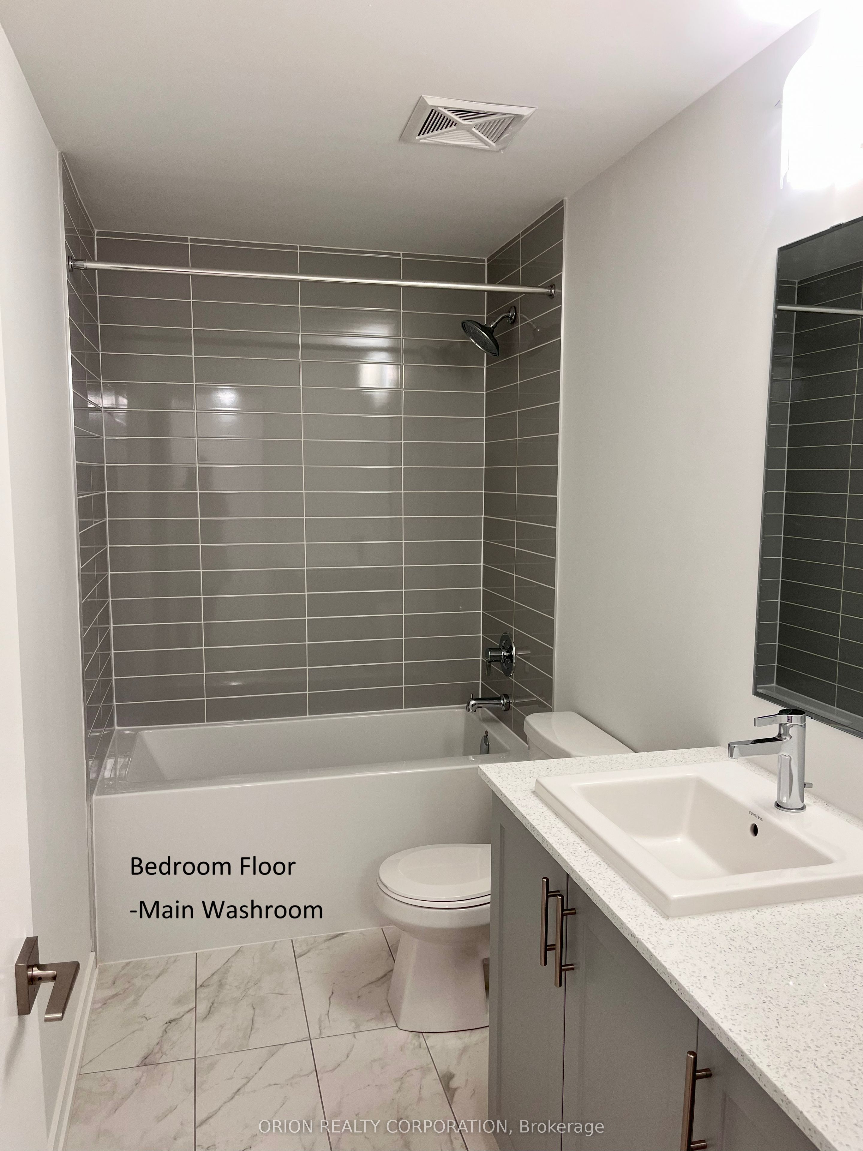 #7 - 20 Lytham Green Circle Property Photo 13