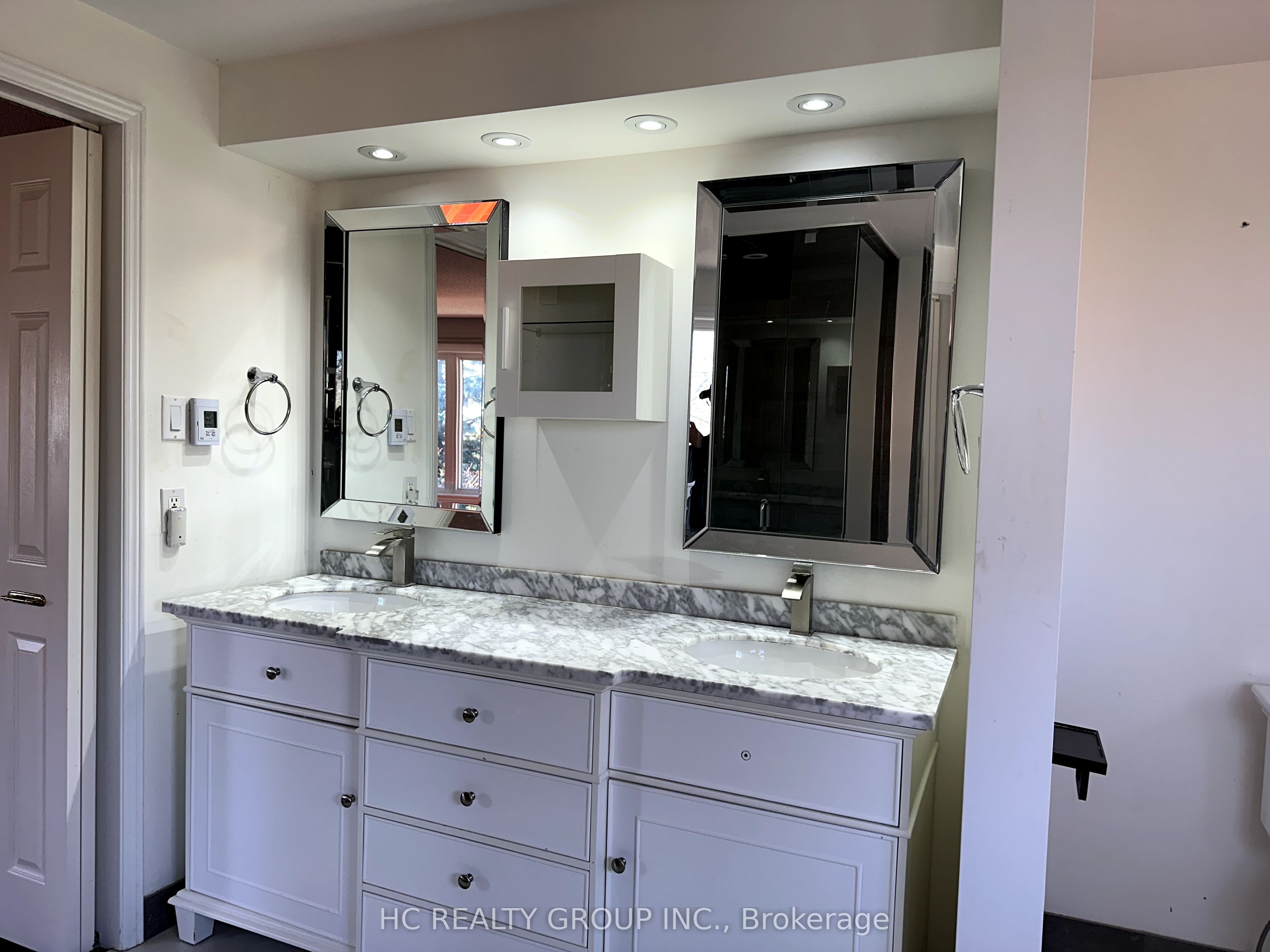 102 Crawford Rose Drive Property Photo 17