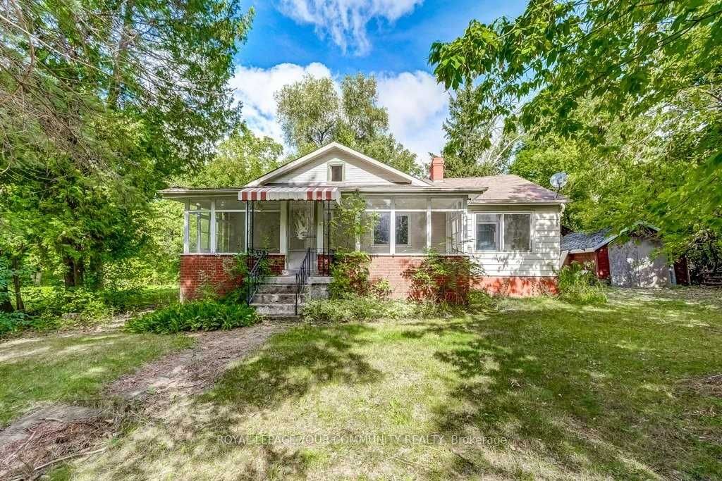 108 Yongehurst Road Property Photo 2