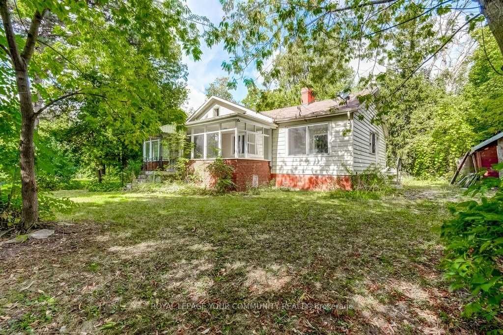 108 Yongehurst Road Property Photo 3