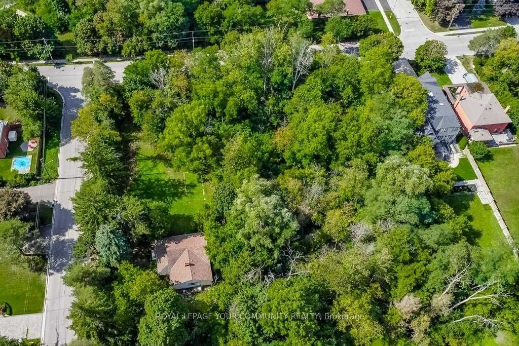 108 Yongehurst Road Property Photo 21