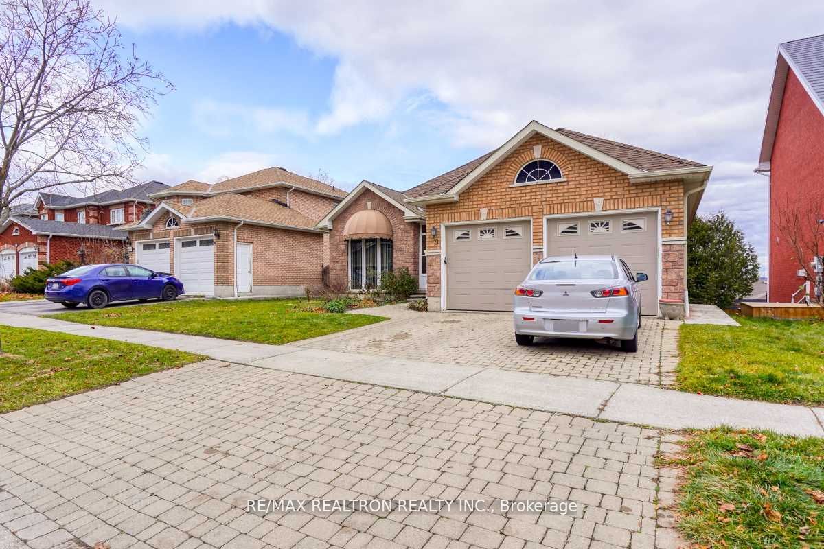 59 Metcalfe Drive Property Photo 2