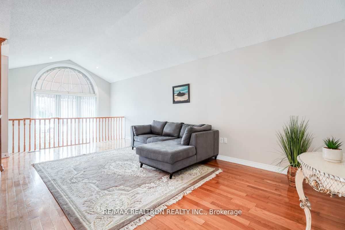 59 Metcalfe Drive Property Photo 8